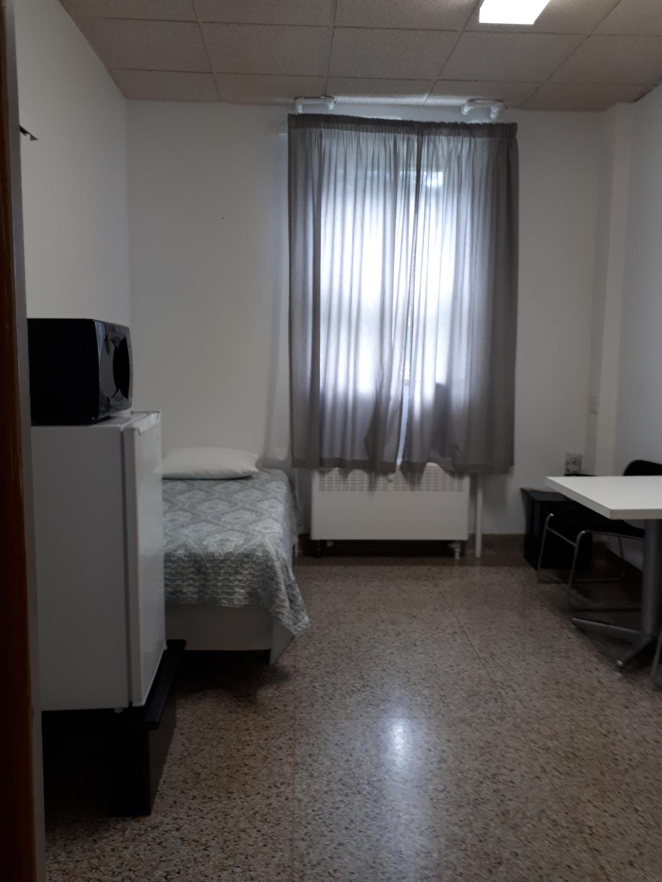 Standard Room with Two Twin Beds