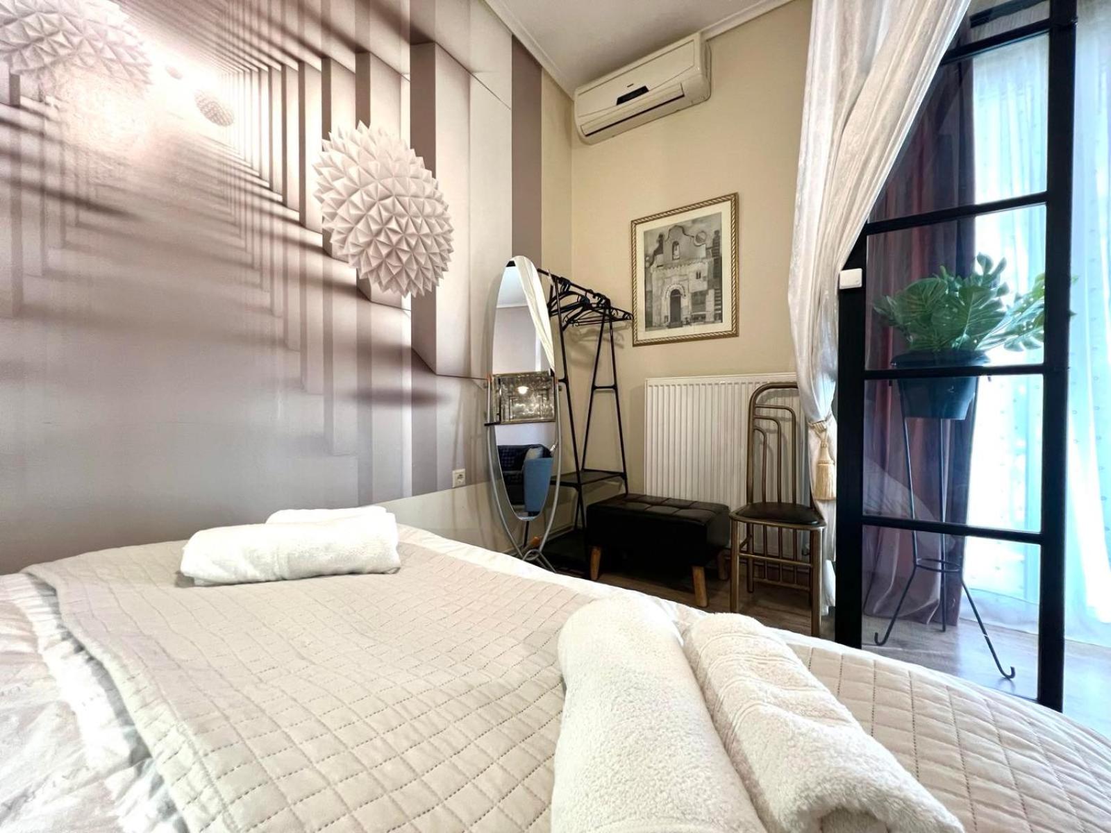 Three-Bedroom Apartment - Photo 22