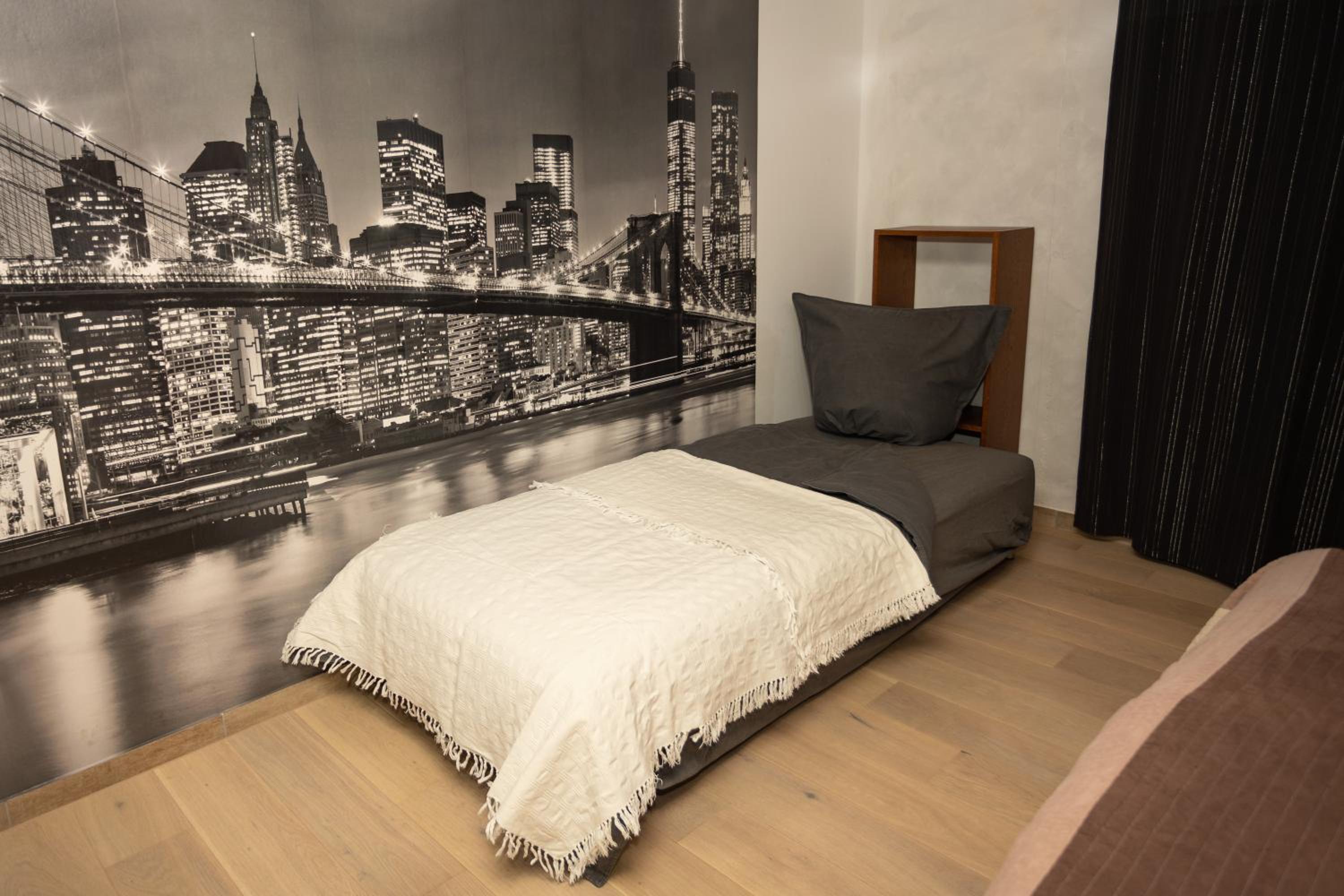 Apartment - Ground Floor - Photo 1