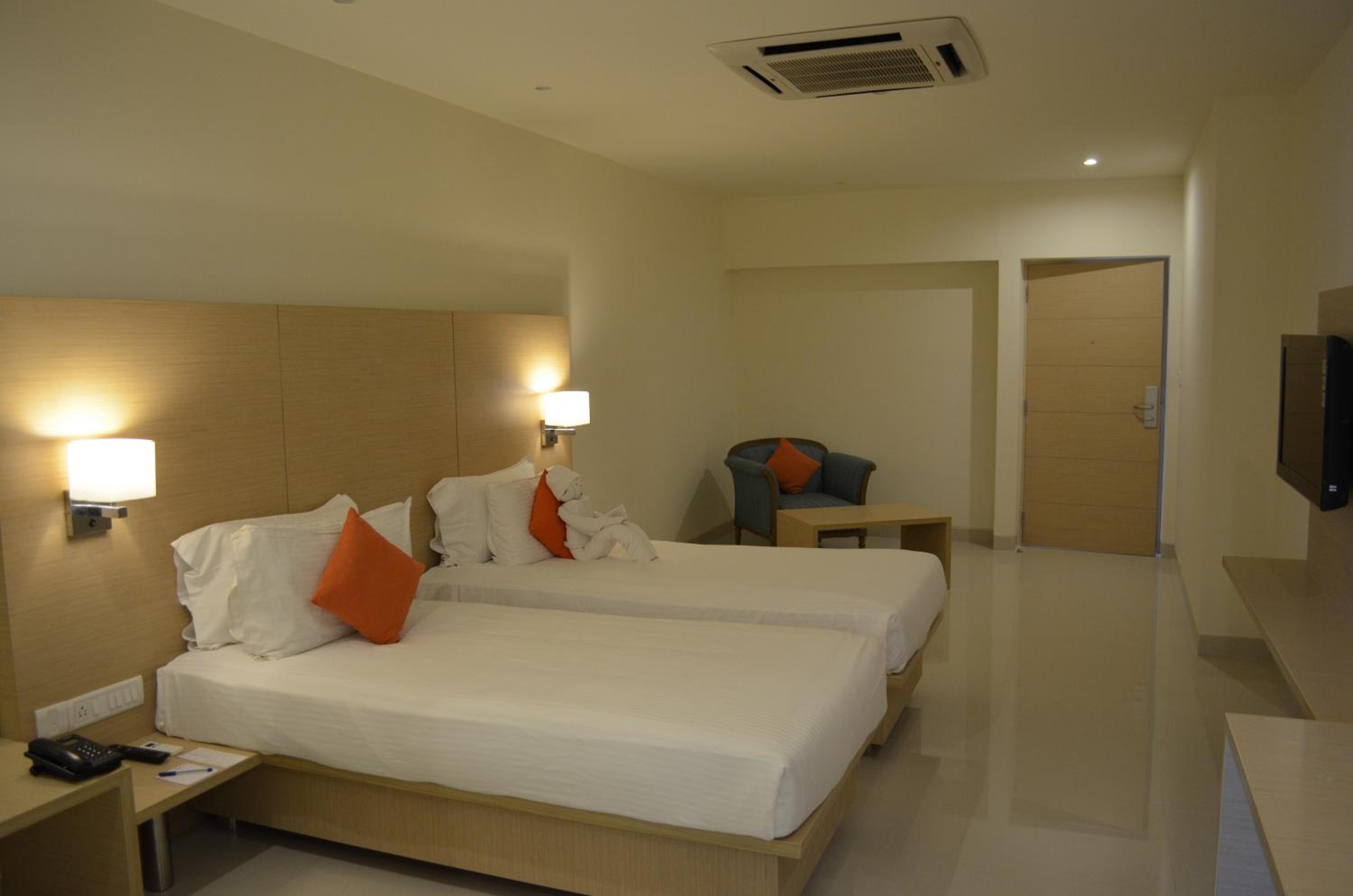 Superior Double or Twin Room photo 3