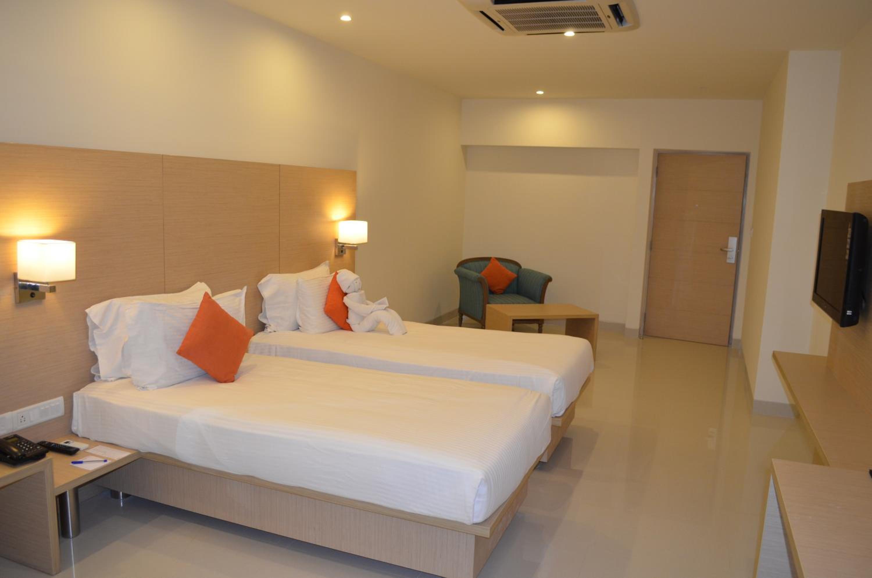 Superior Double or Twin Room photo 2