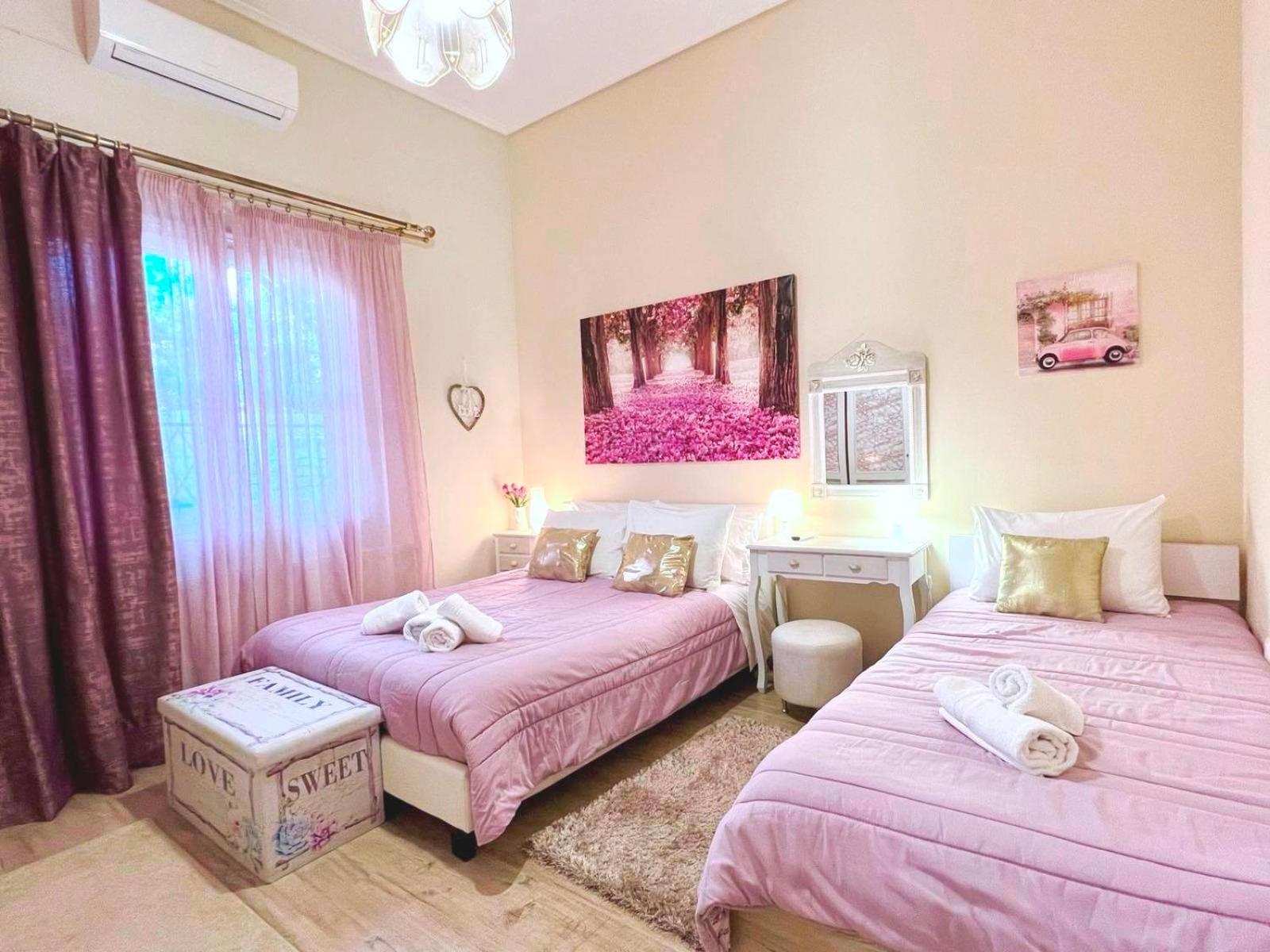 Three-Bedroom Apartment - Photo 11