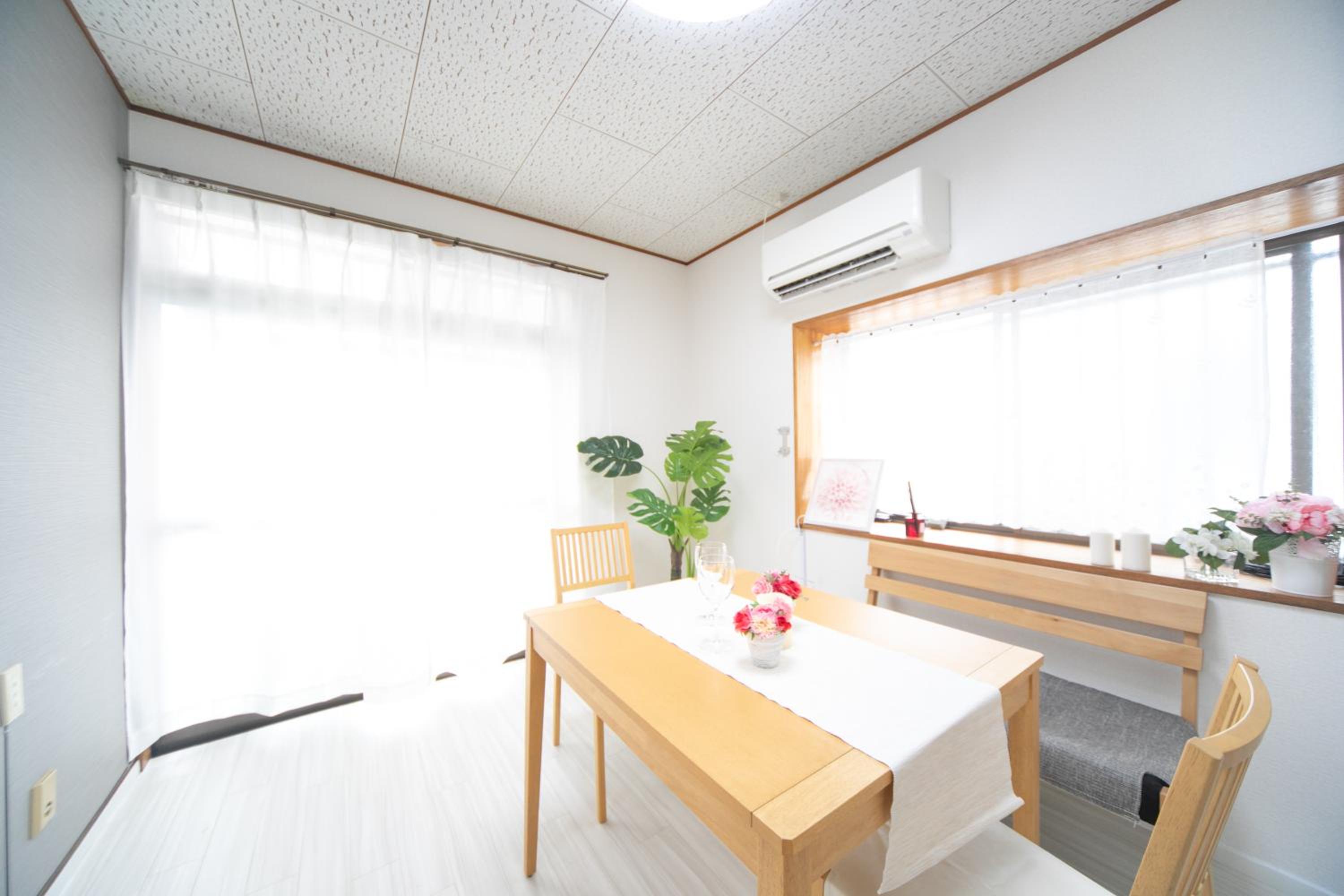 Three-Bedroom House - Photo 10