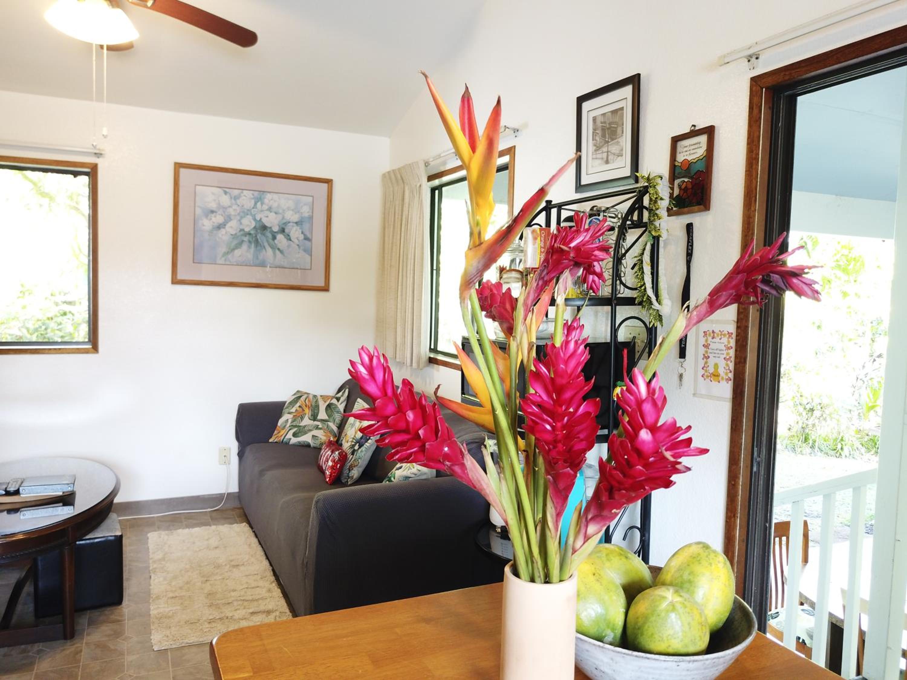 Bungalow with Garden View - Photo 3