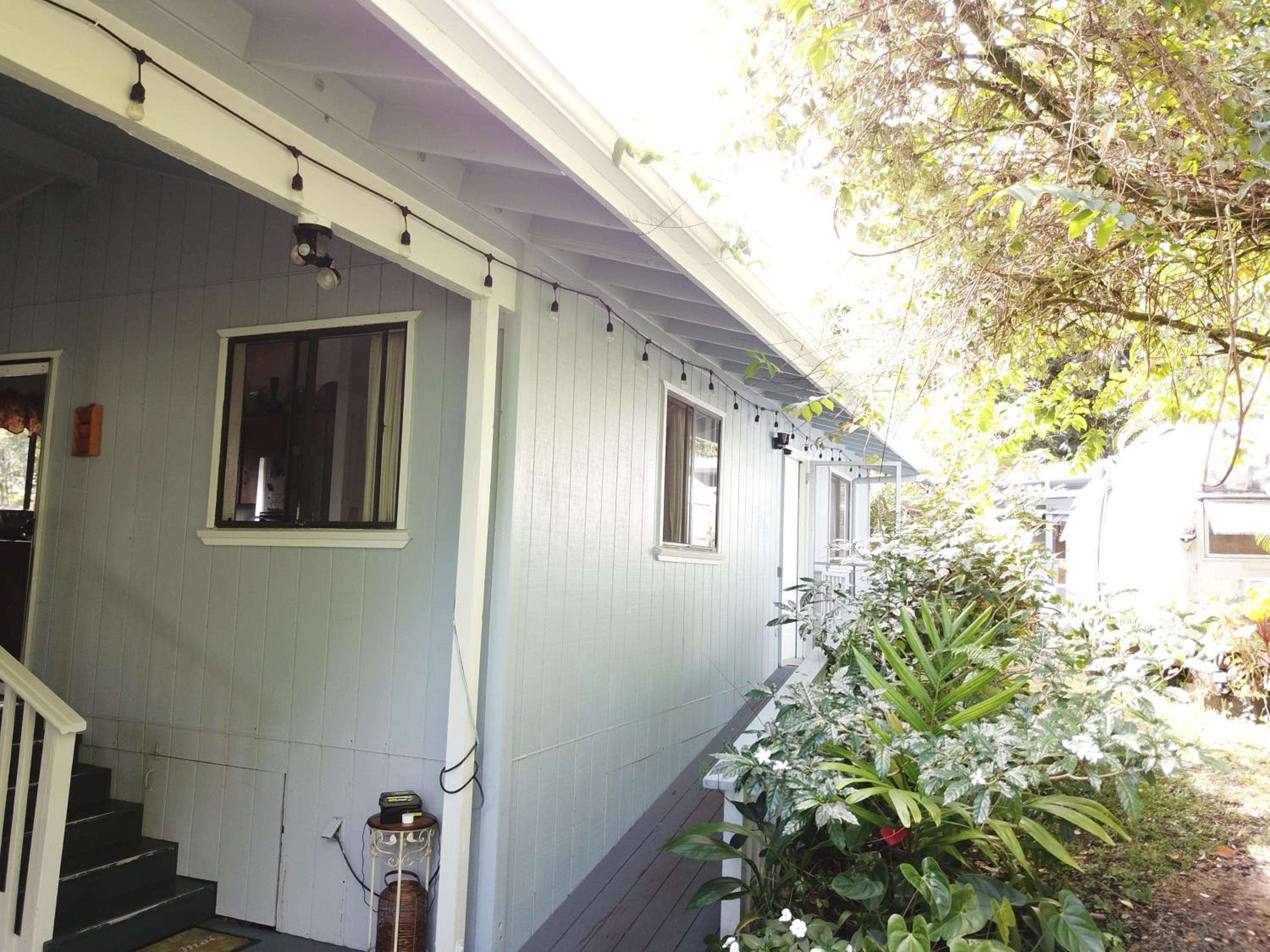 Bungalow with Garden View - Photo 5