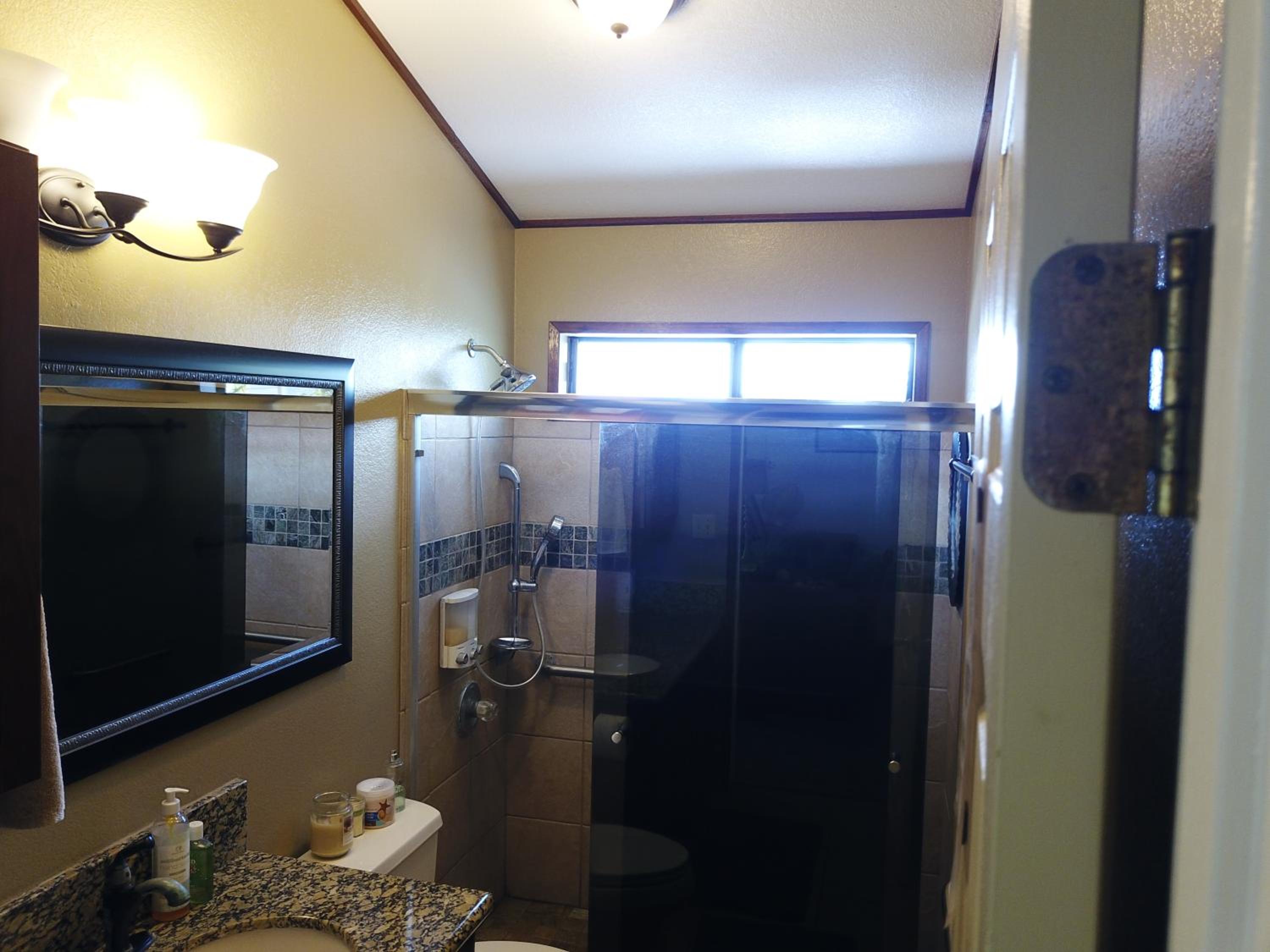 Bungalow with Garden View - Photo 22
