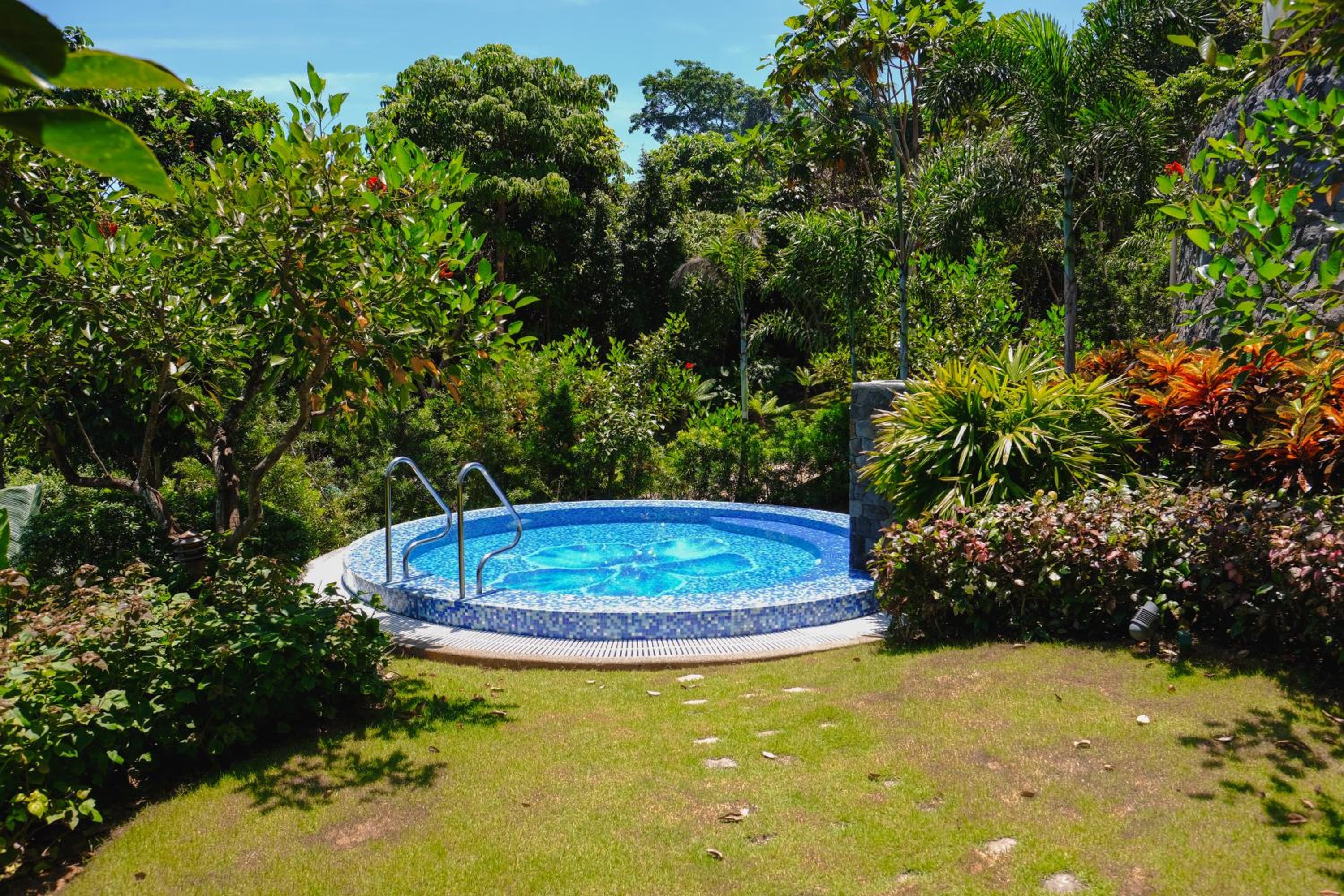 Monarch Villa - Photo 6