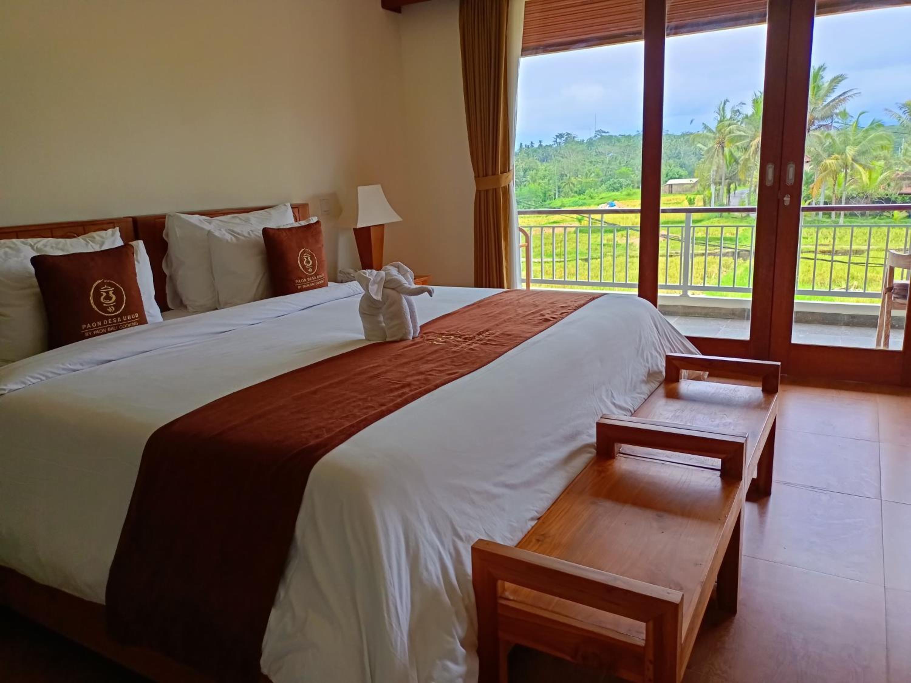 Deluxe Room Balcony with Rice Field View - Photo 11