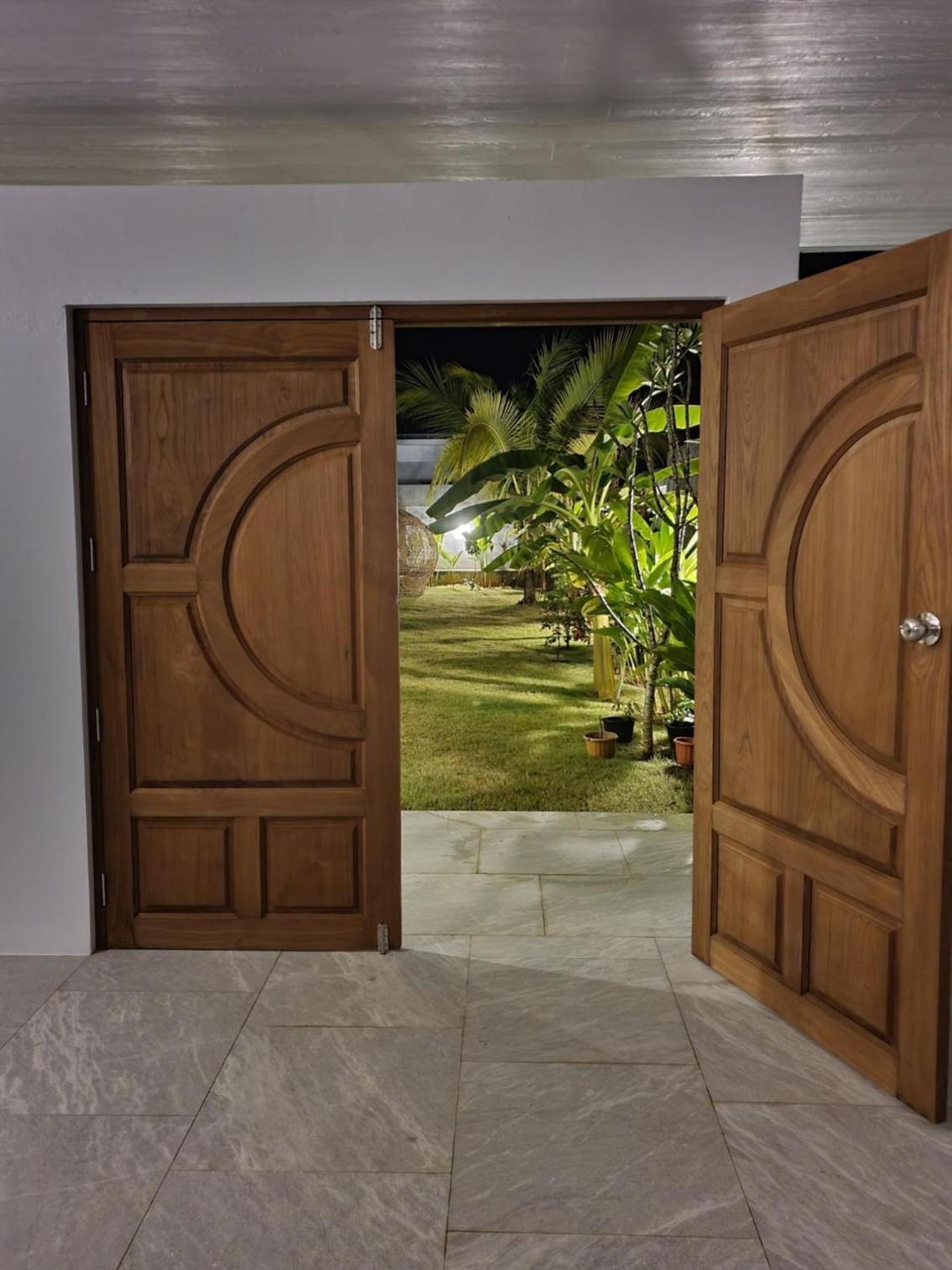 Three-Bedroom Villa photo 3