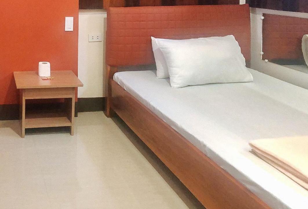 Standard Double Room - Photo 6