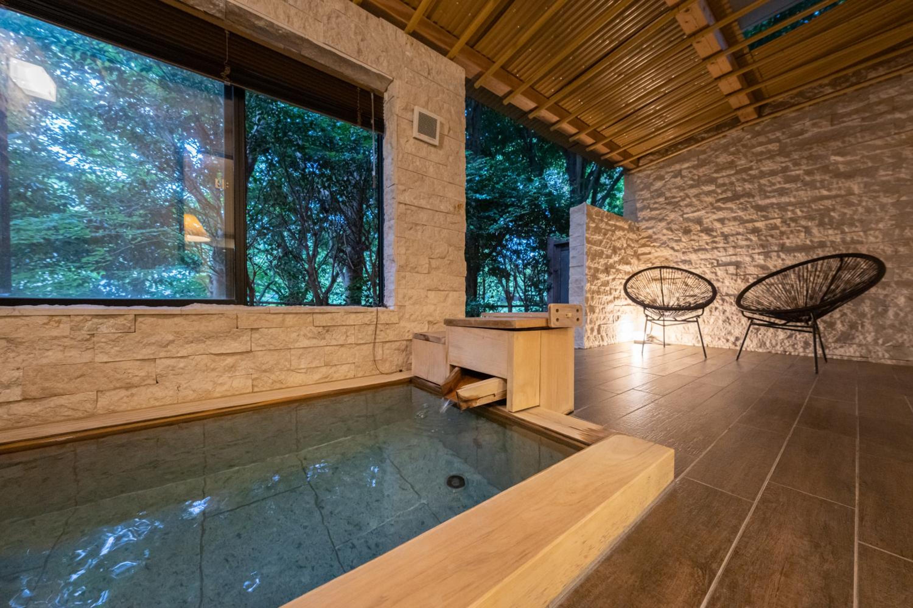 Twin Room with Private External Bathroom photo 3