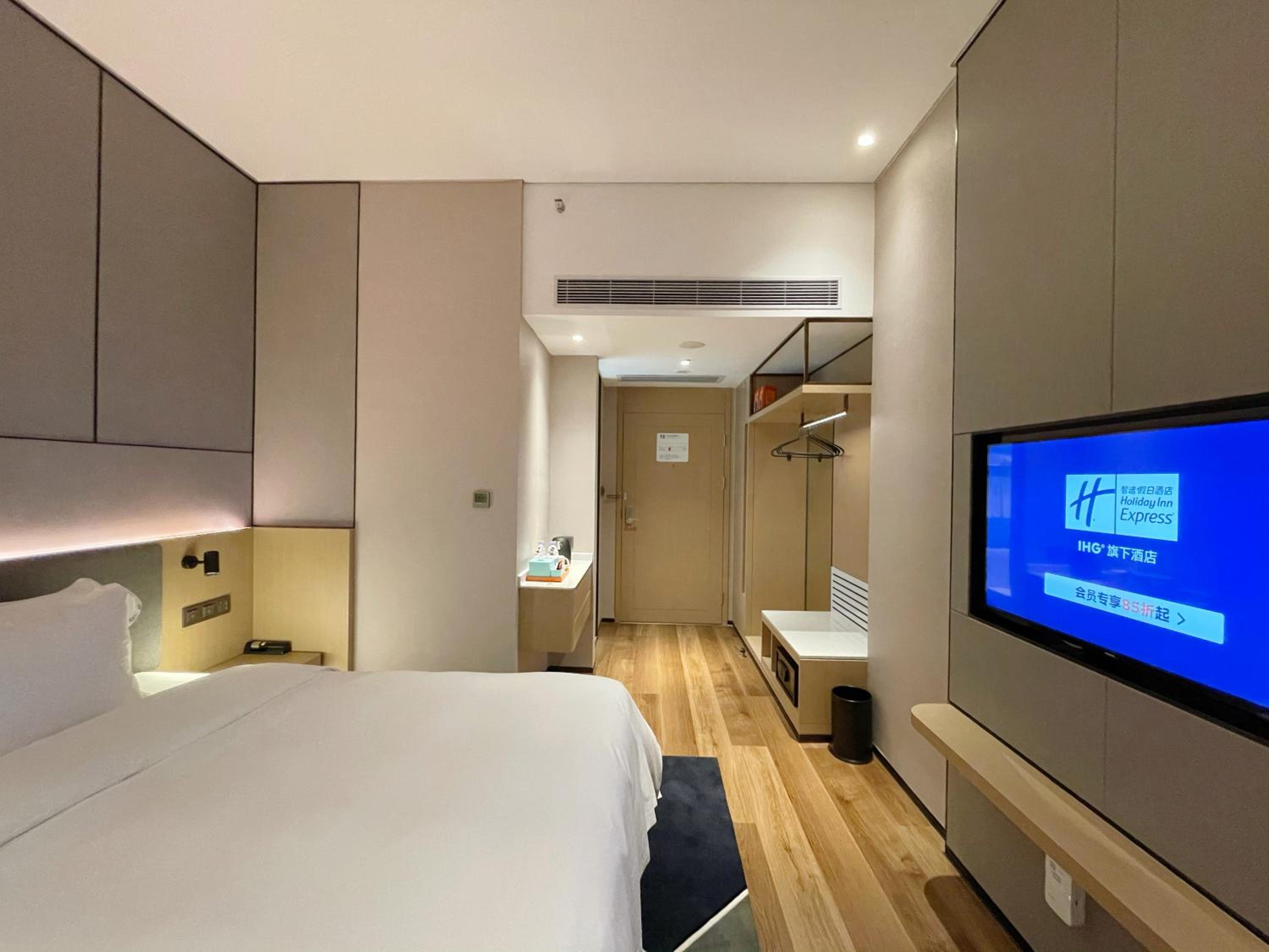 Standard Room - Photo 1