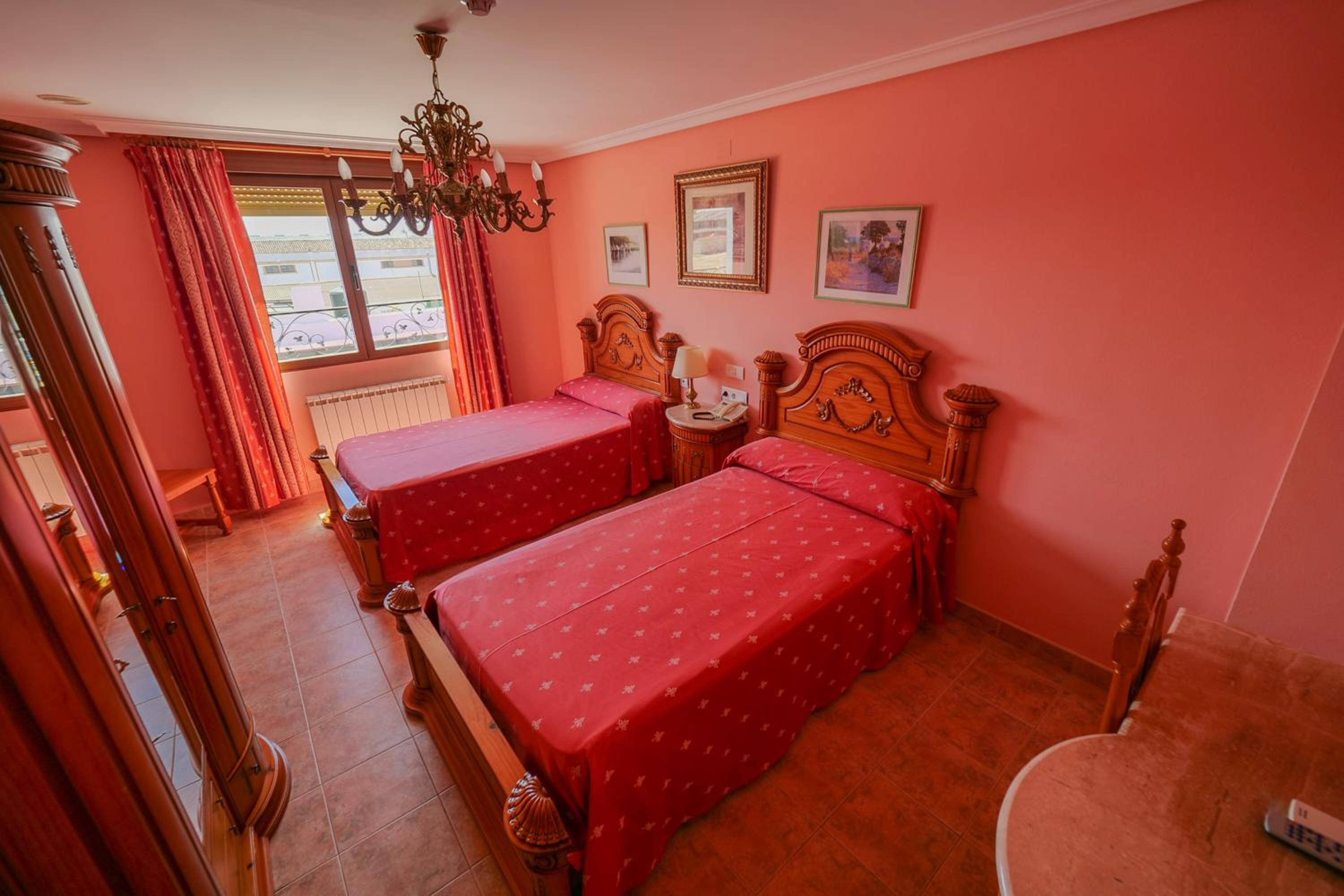 Two Connecting Twin Rooms photo 2