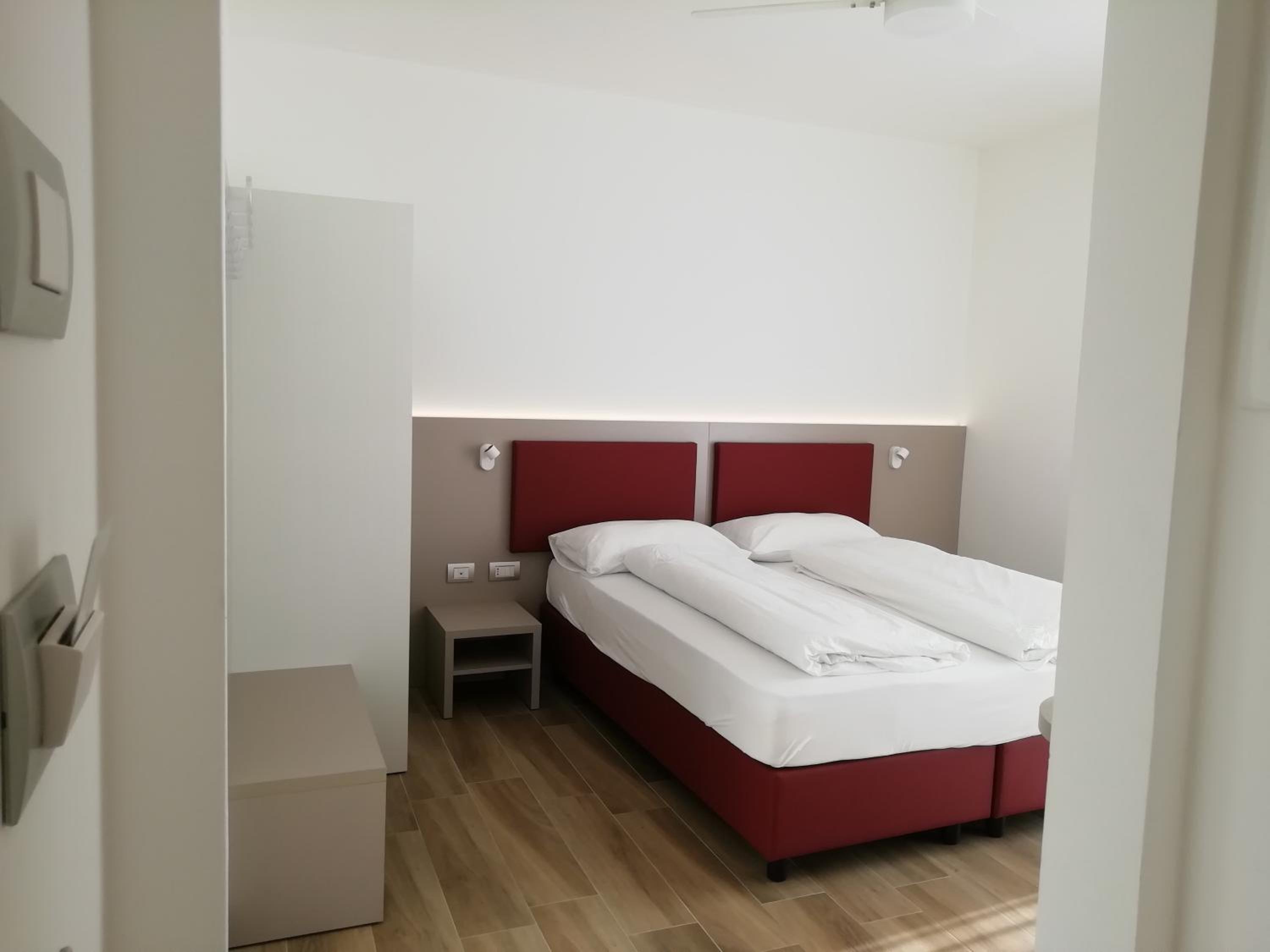 Superior Double or Twin Room - Photo 1