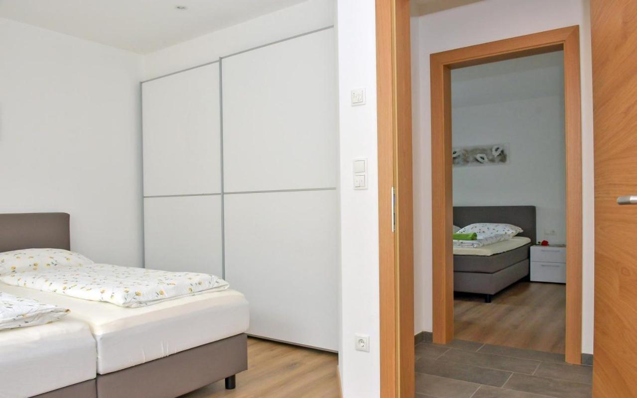 Two-Bedroom Apartment with Mountain View photo 2