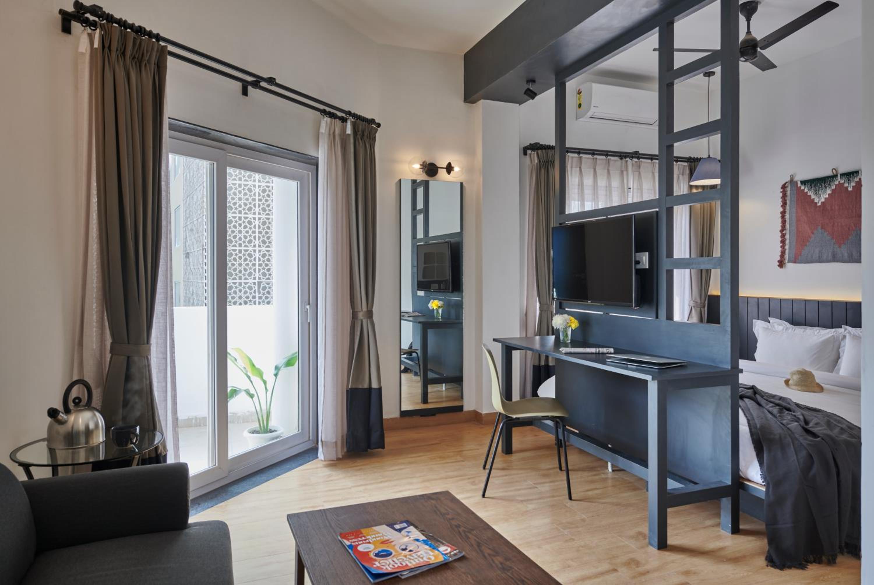Junior Suite with Balcony