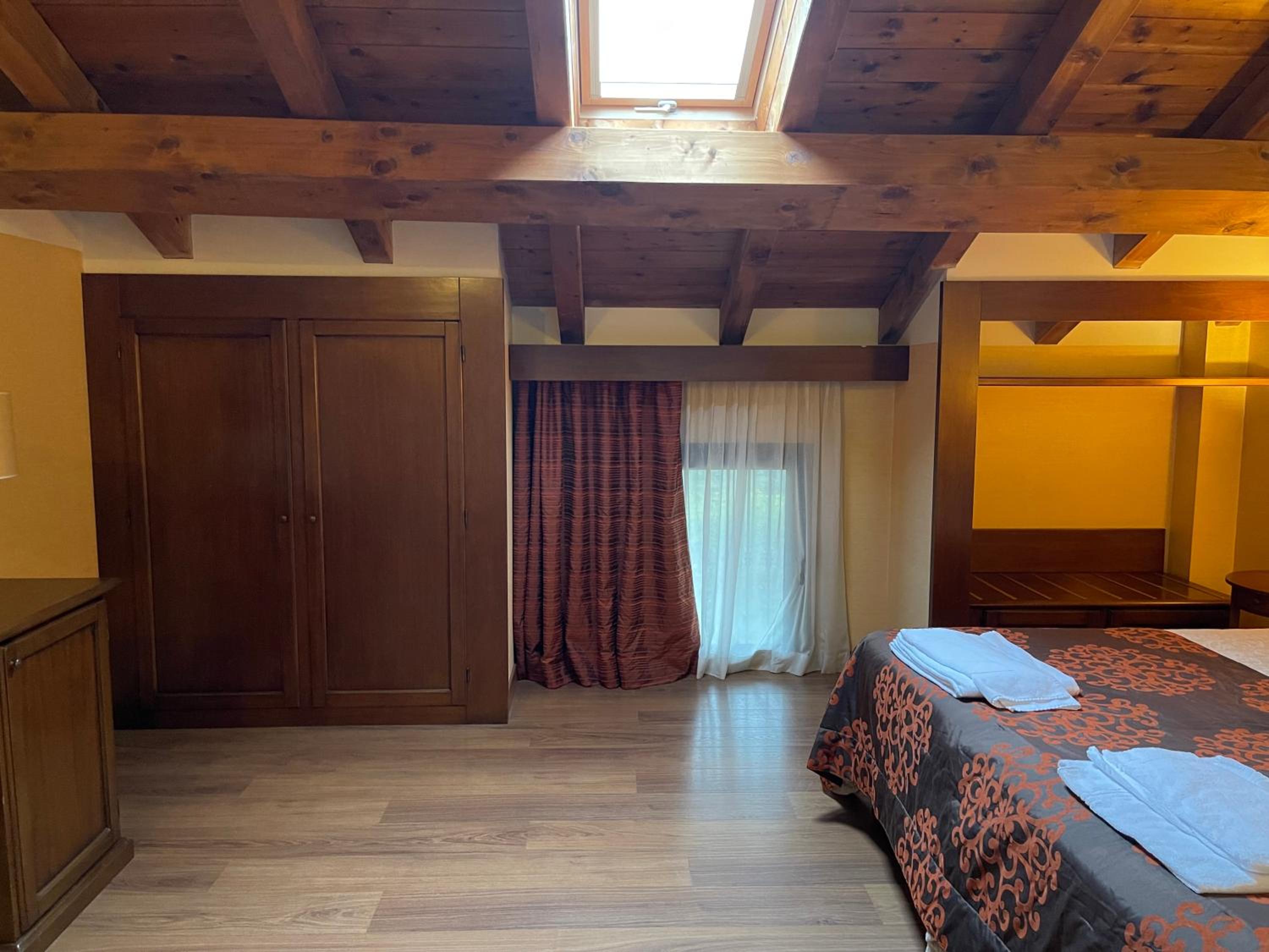 Standard Double or Twin Room photo 2
