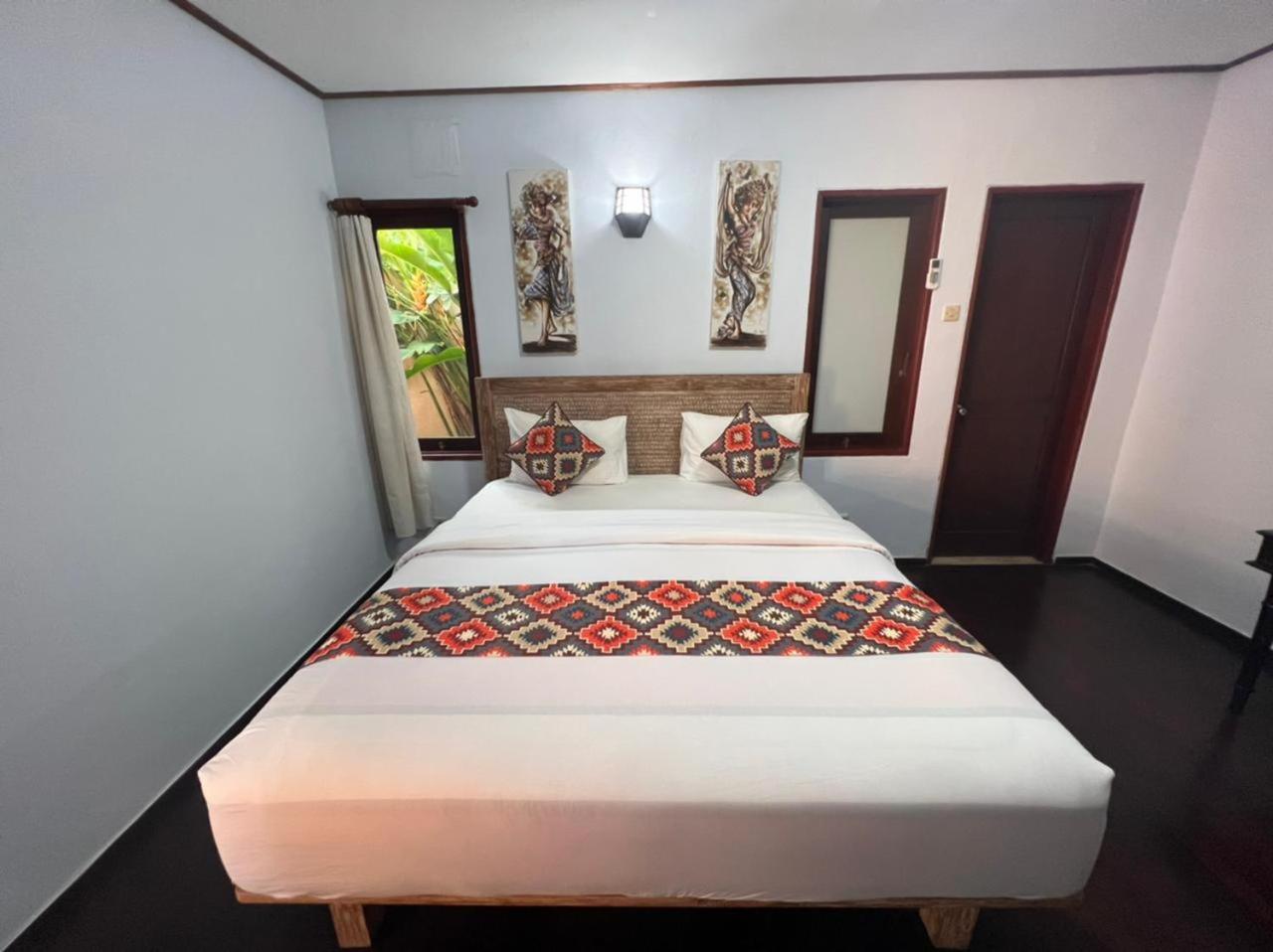 Two-Bedroom Villa - Photo 2