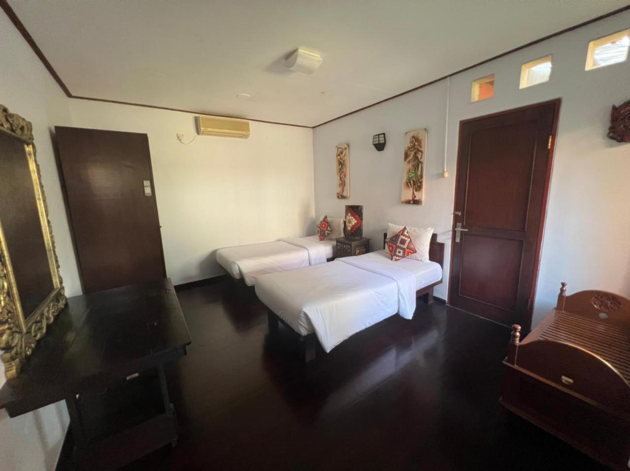 Two-Bedroom Villa - Photo 3
