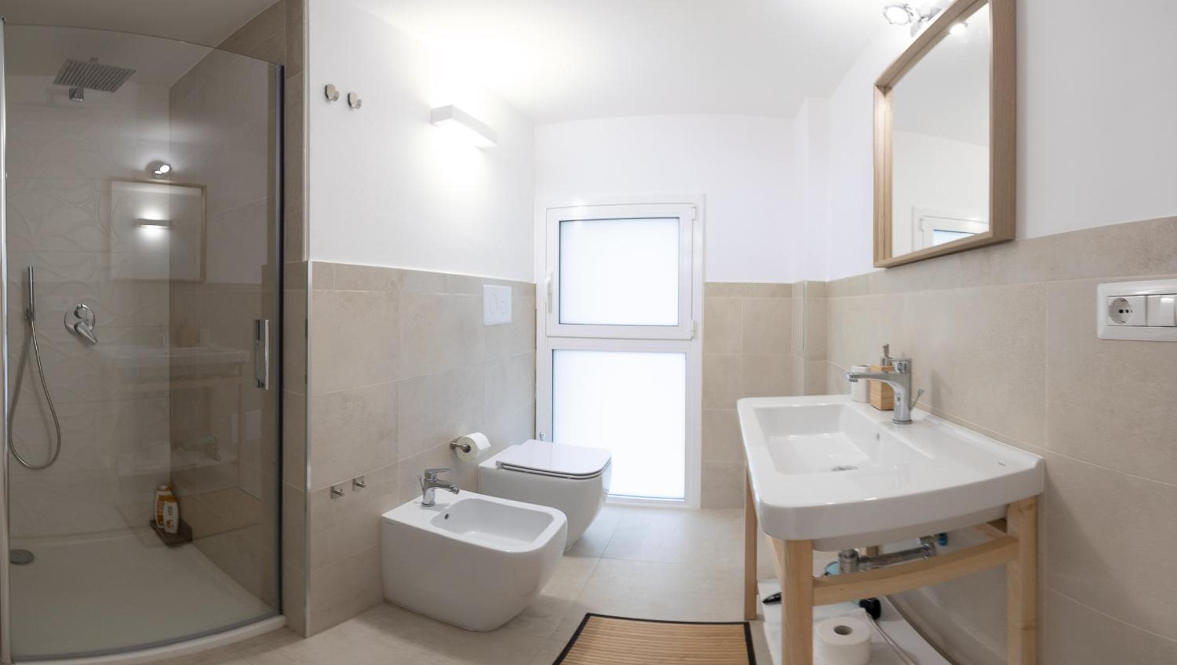 Two-Bedroom House - Photo 31