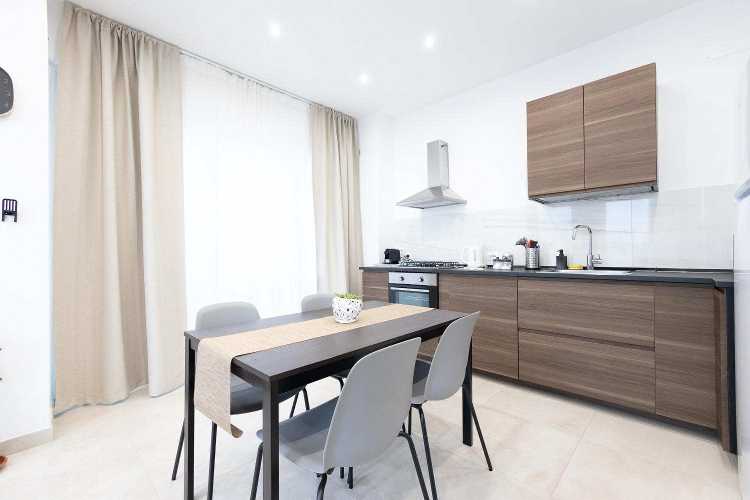 Two-Bedroom House - Photo 20