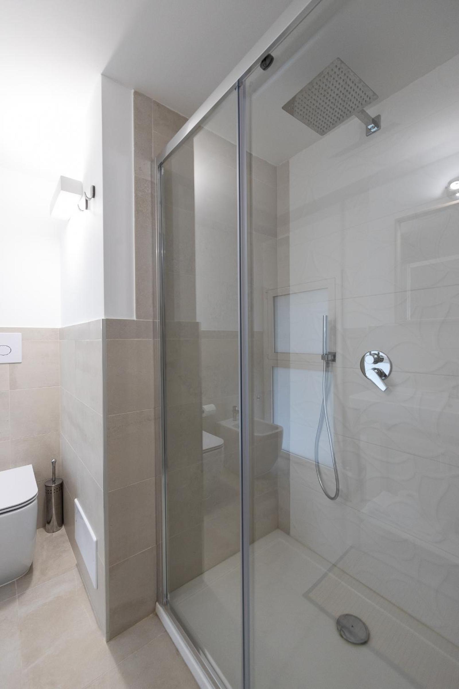 Two-Bedroom House - Photo 12