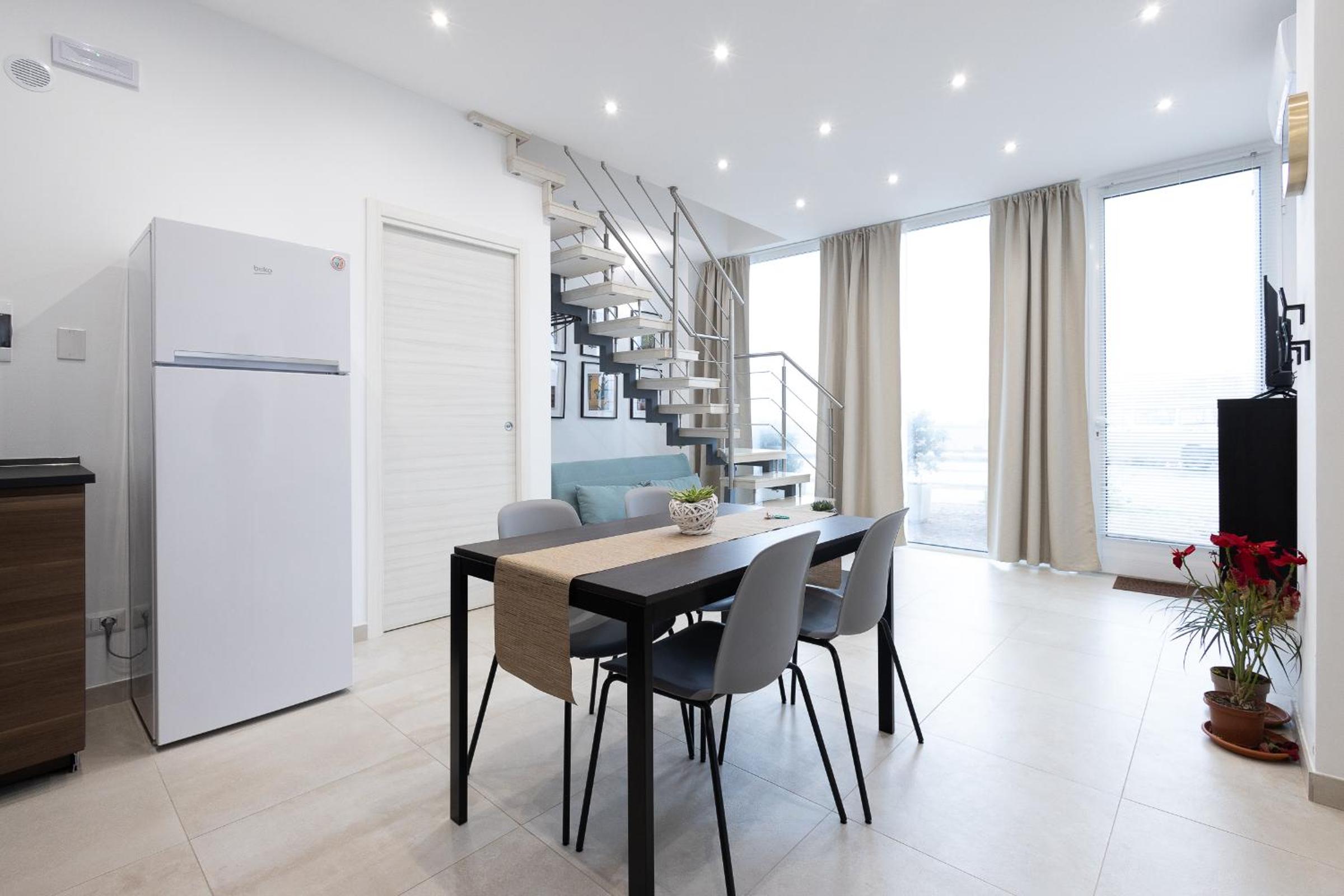 Two-Bedroom House - Photo 37