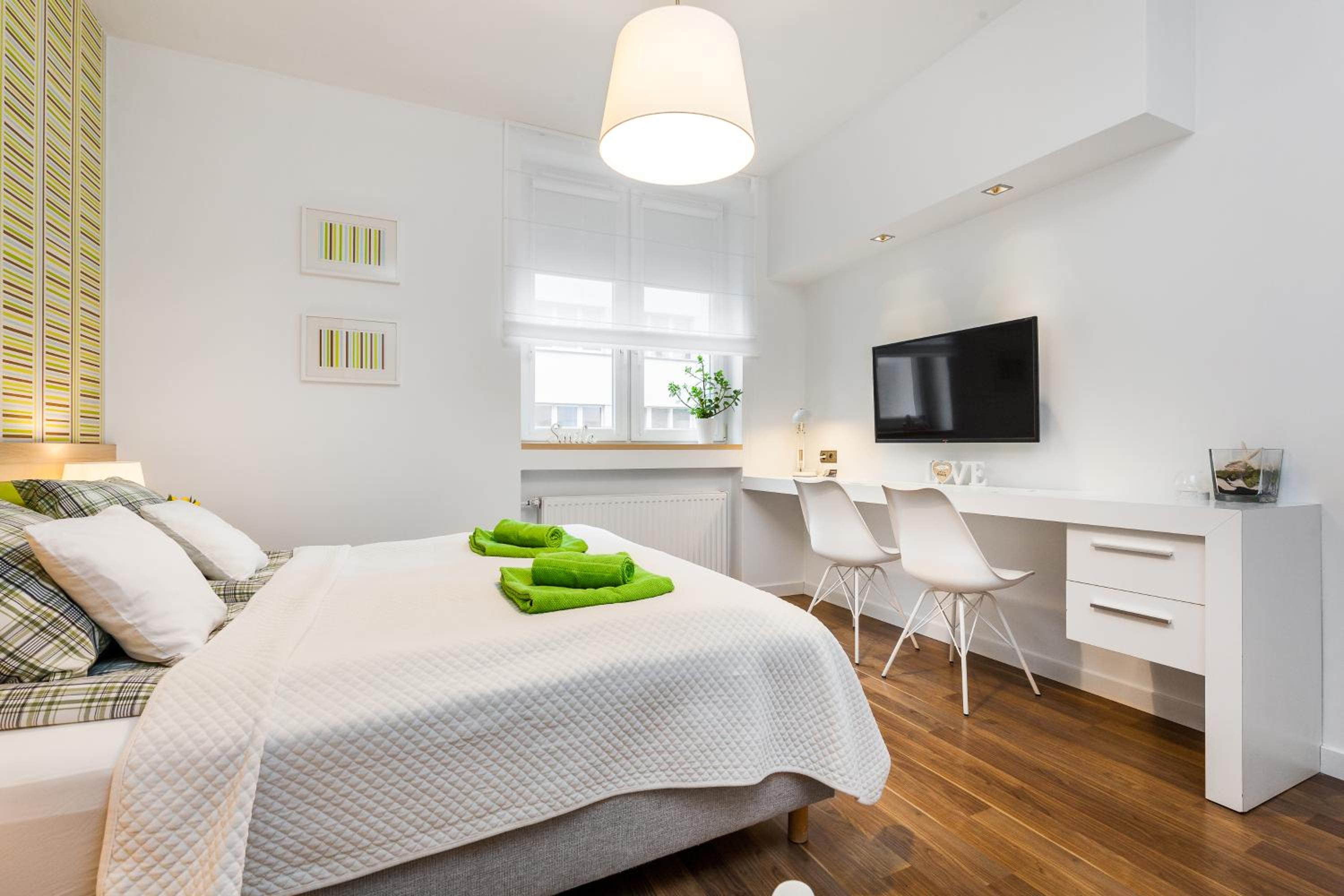 Studio Apartment (2 Adults)