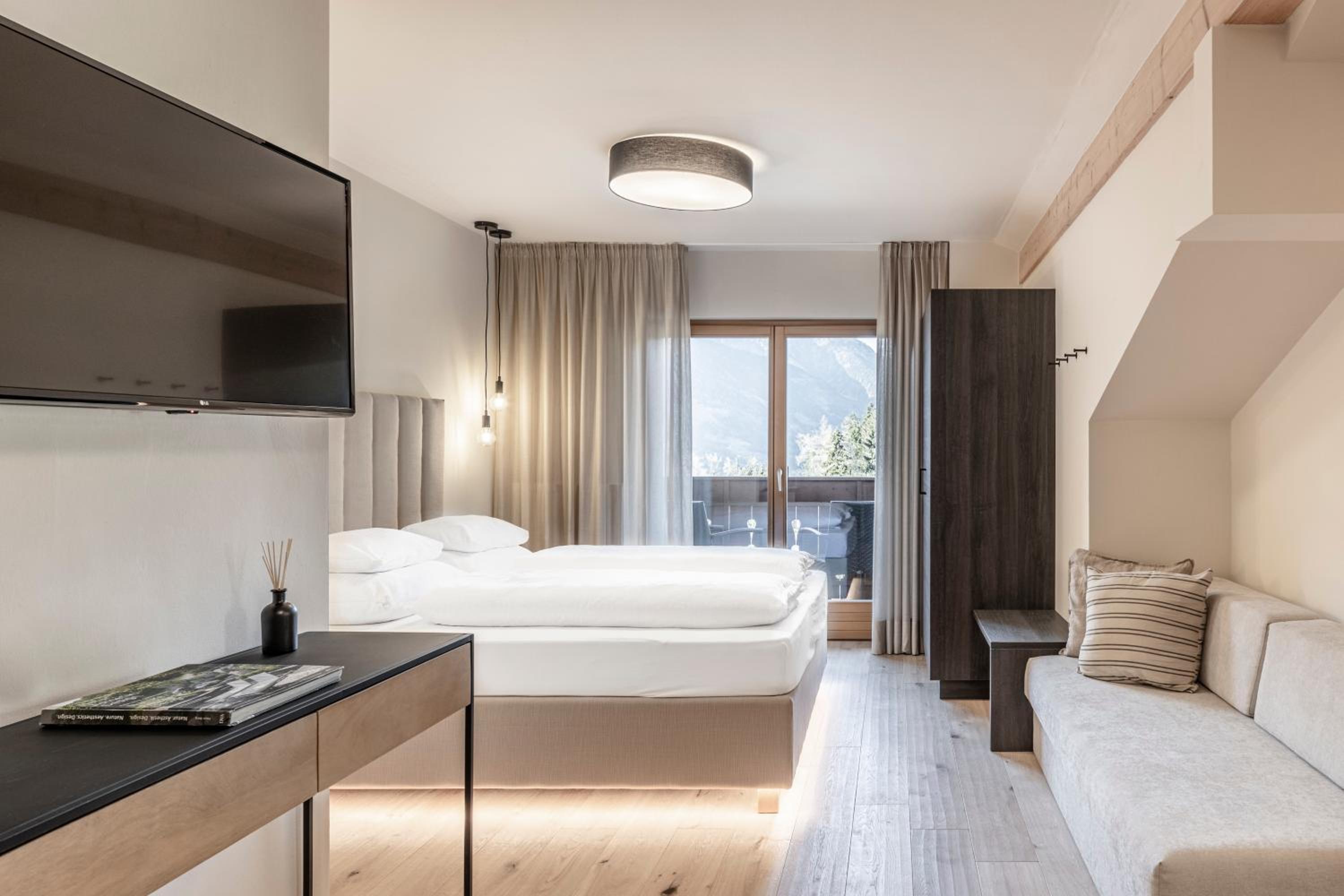 带阳台的公寓