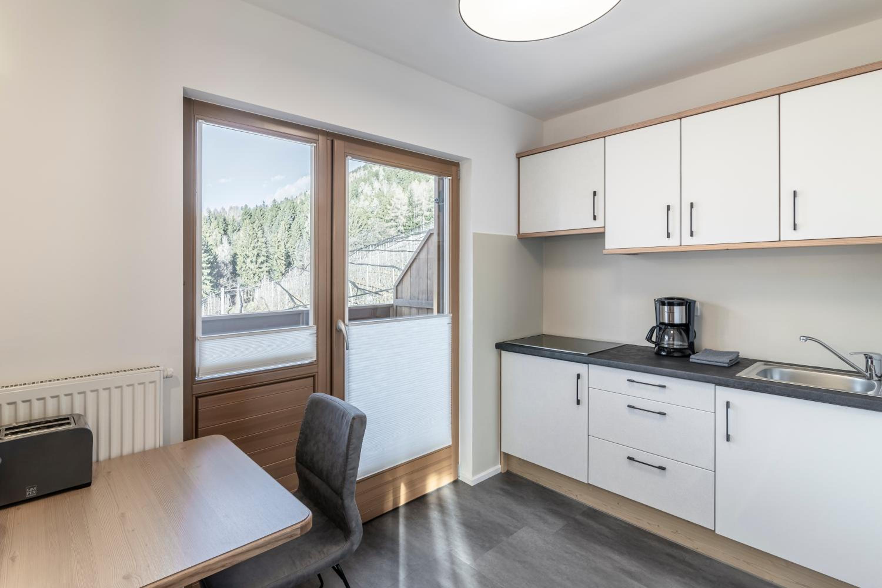 Deluxe Apartment with Panoramic views and 1 Bedrooms - Photo 4