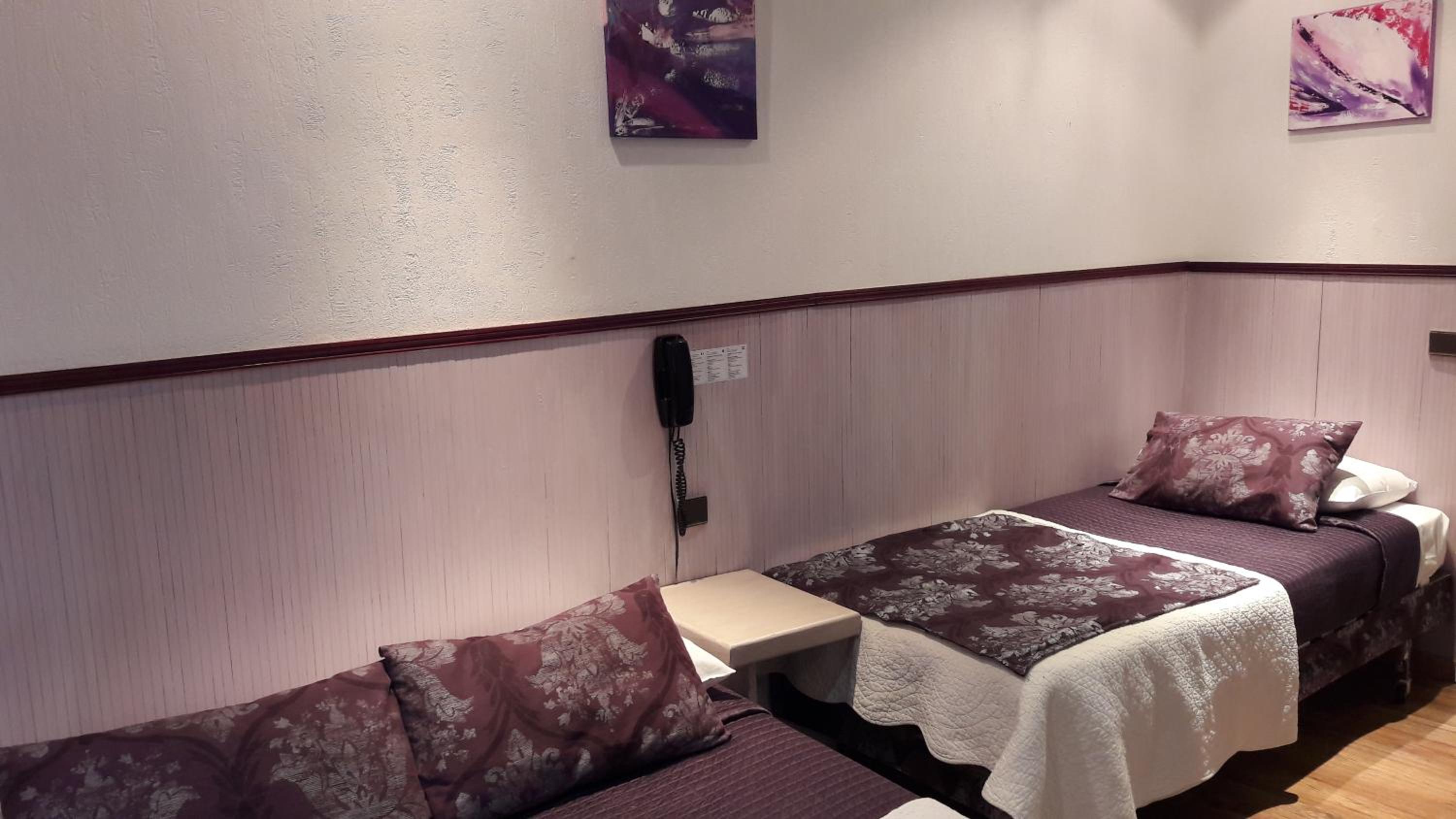Standard Triple Room - Photo 10