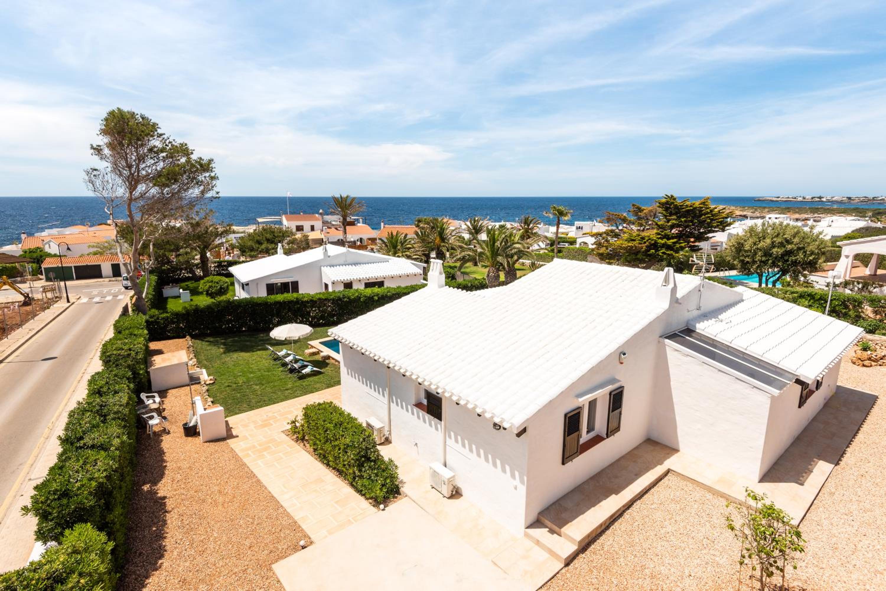 Villa photo 2