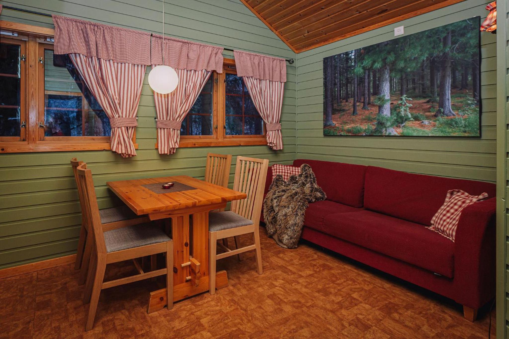 One-Bedroom Cottage - Photo 3