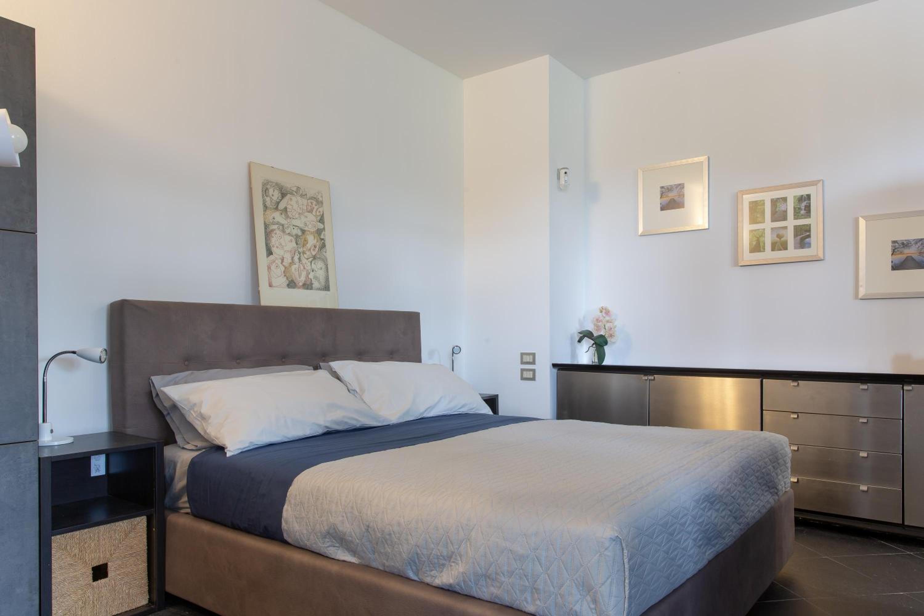 One-Bedroom Apartment with Garden View