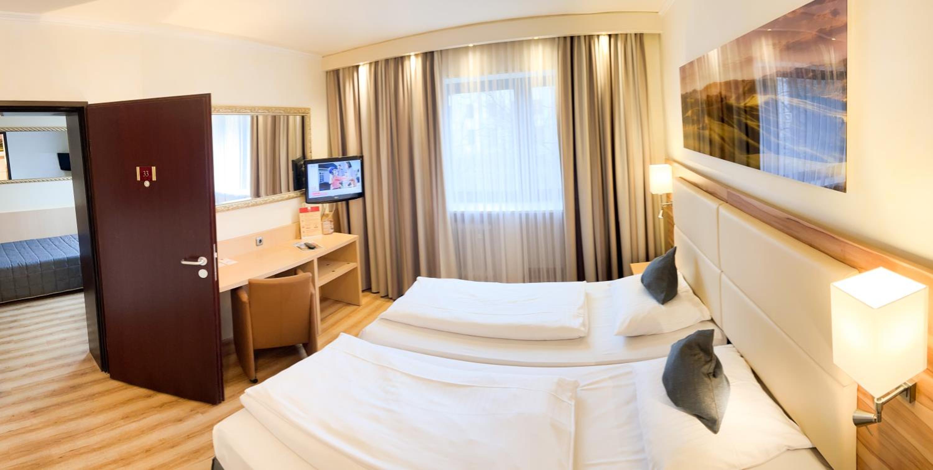 Triple Room - Photo 8