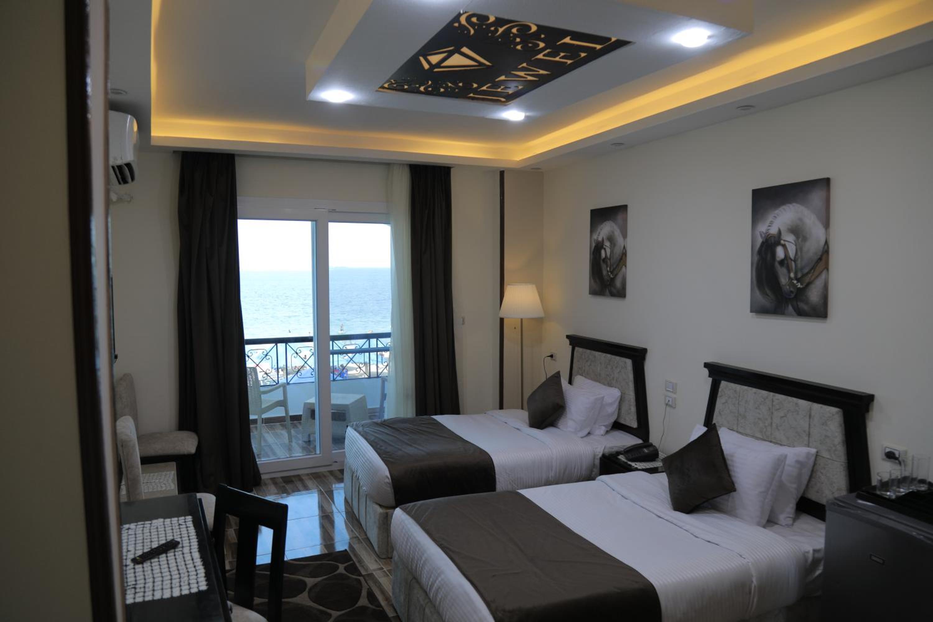 Two-Bedroom Apartment - Photo 7