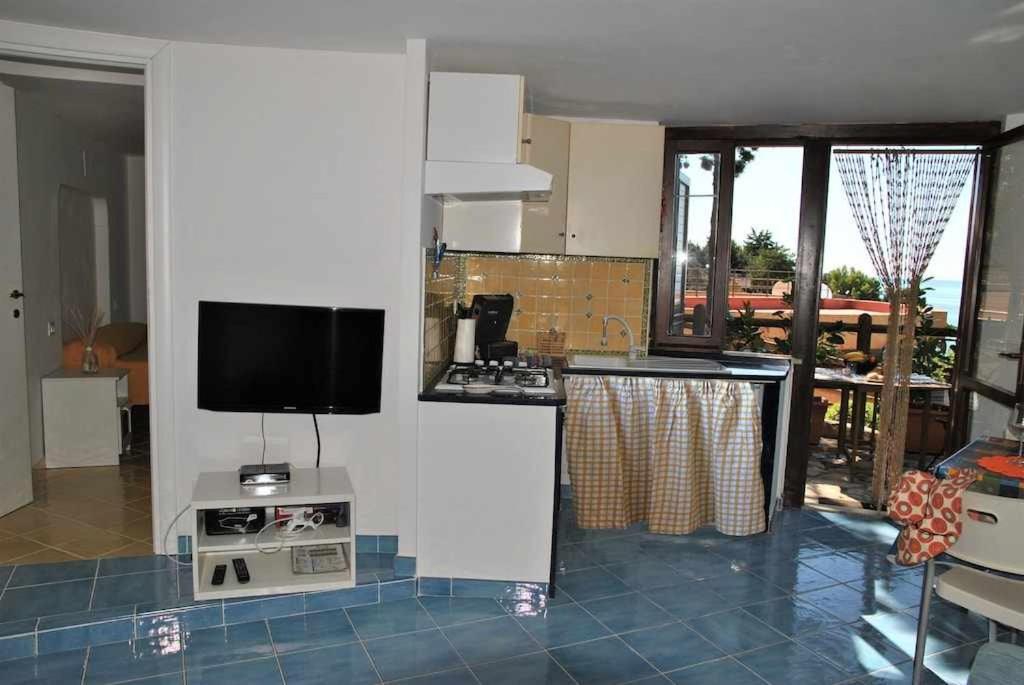 Two-Bedroom House photo 2