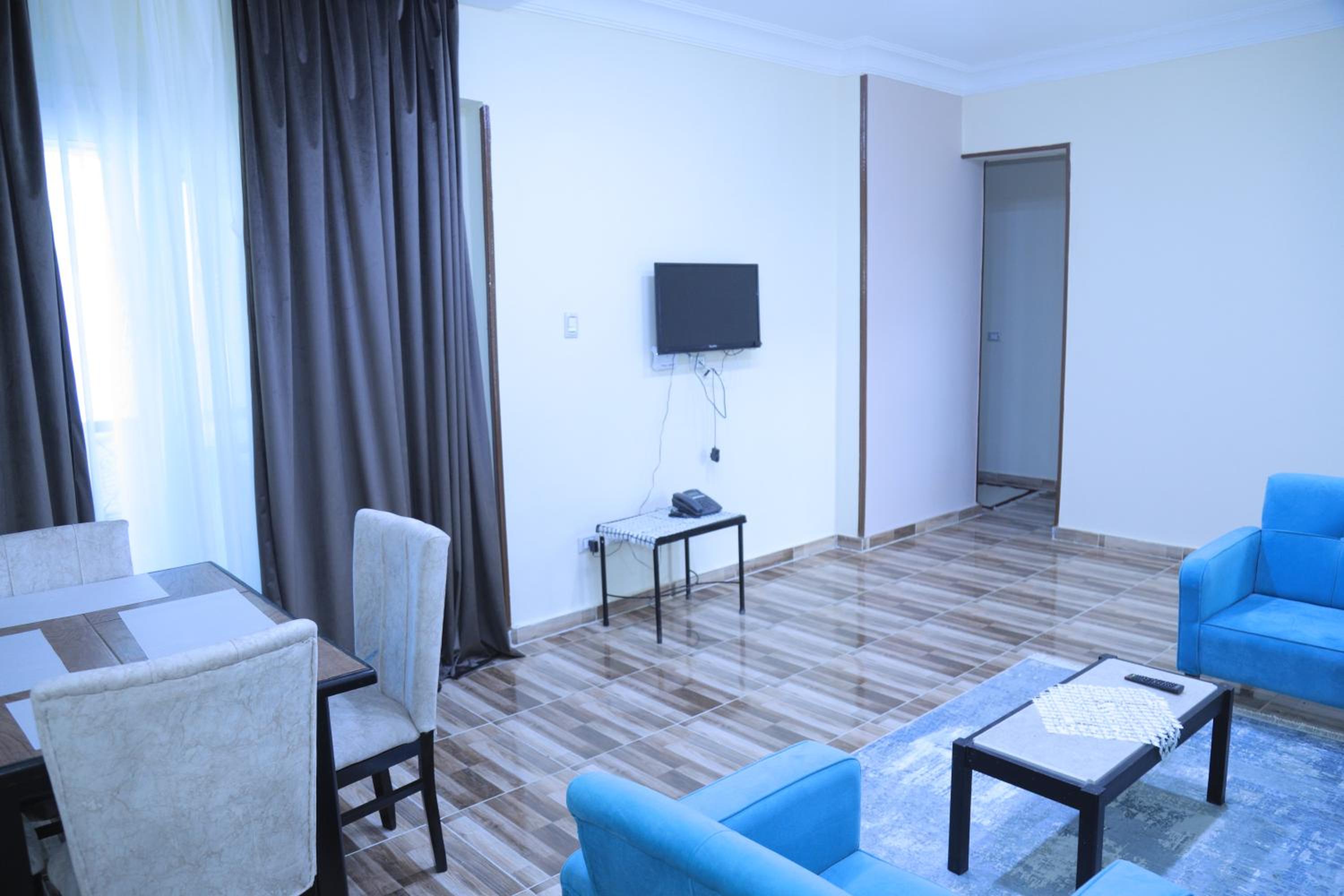 Two-Bedroom Apartment - Photo 11
