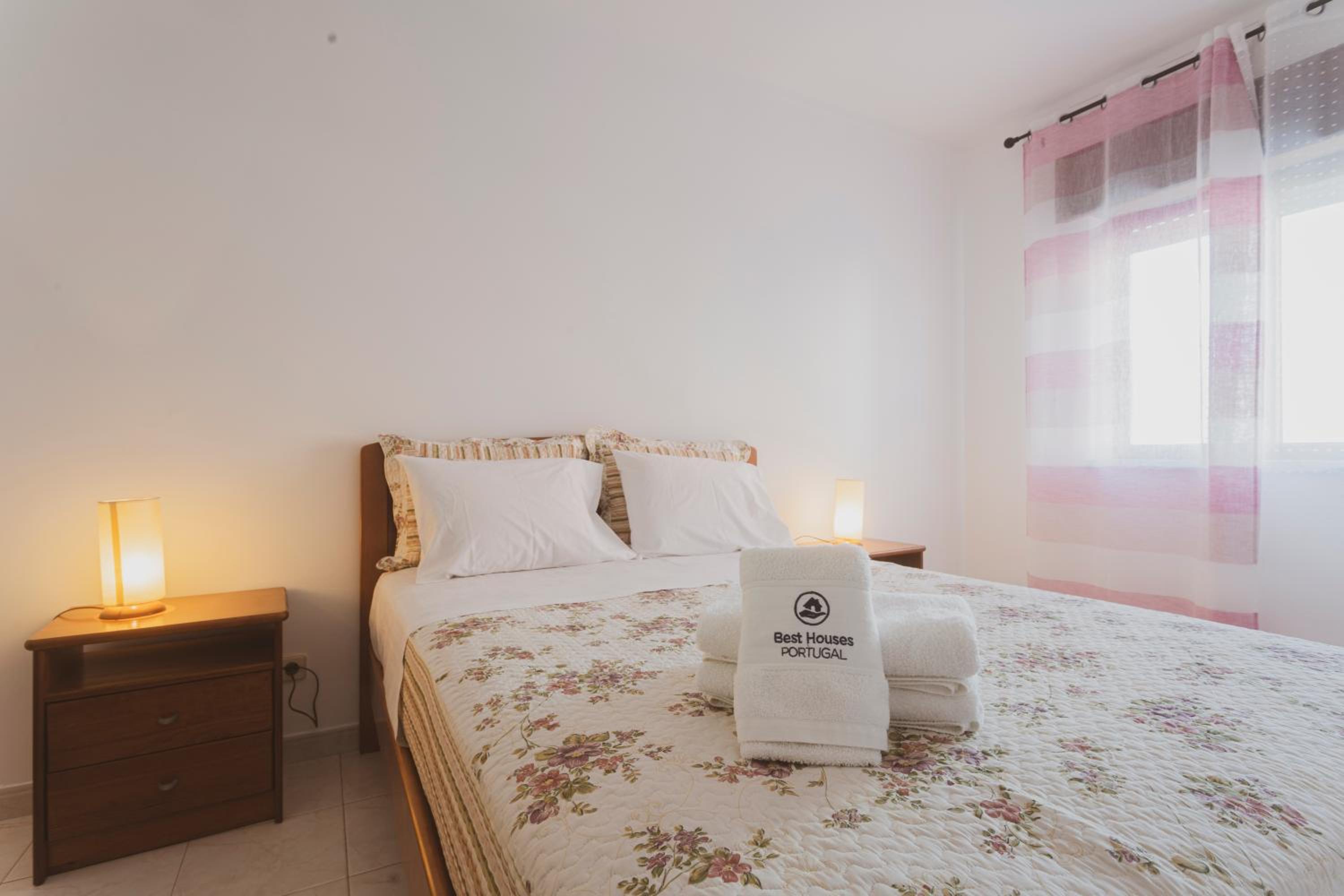 One-Bedroom Apartment - Photo 19