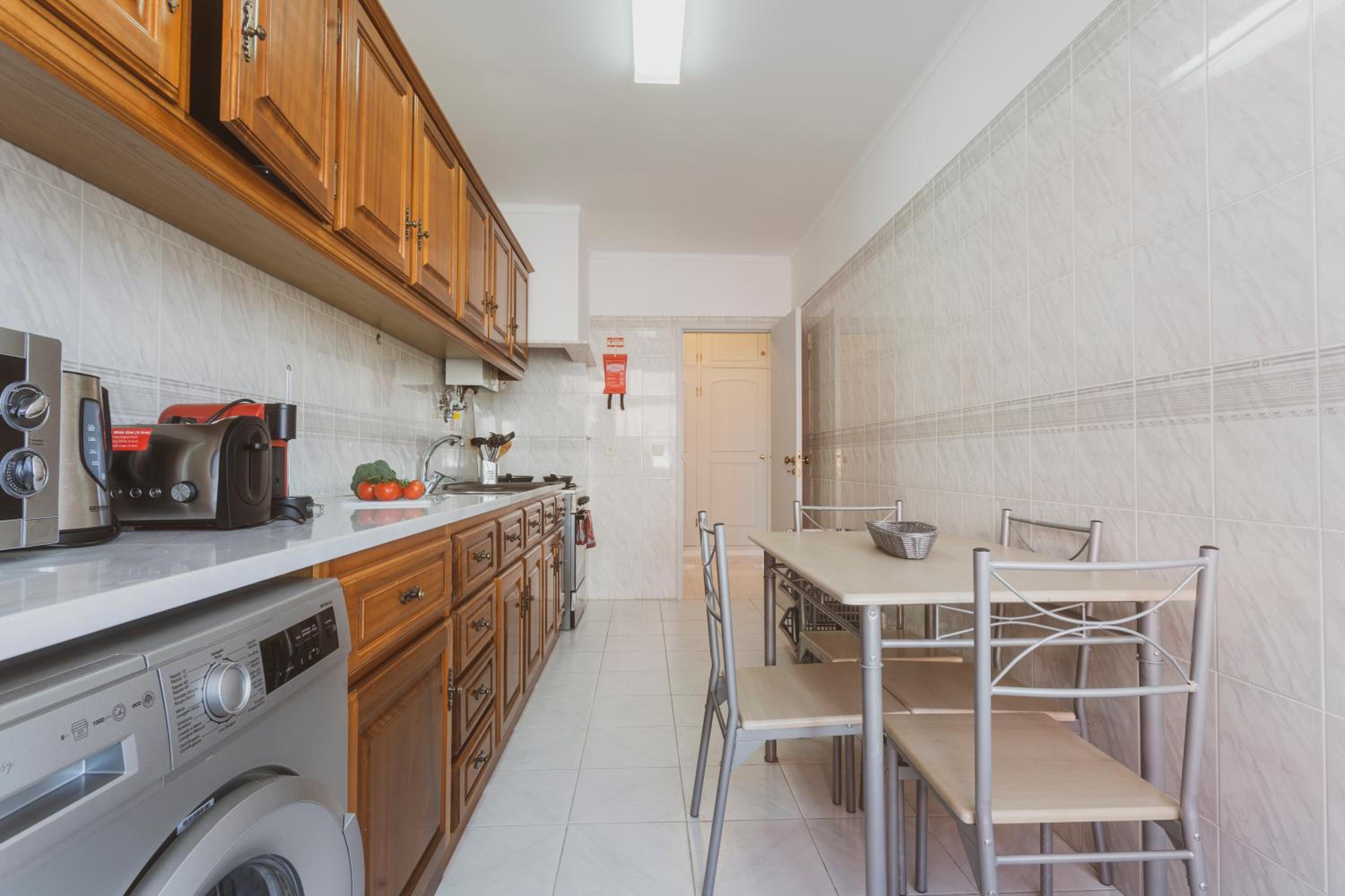 One-Bedroom Apartment - Photo 7