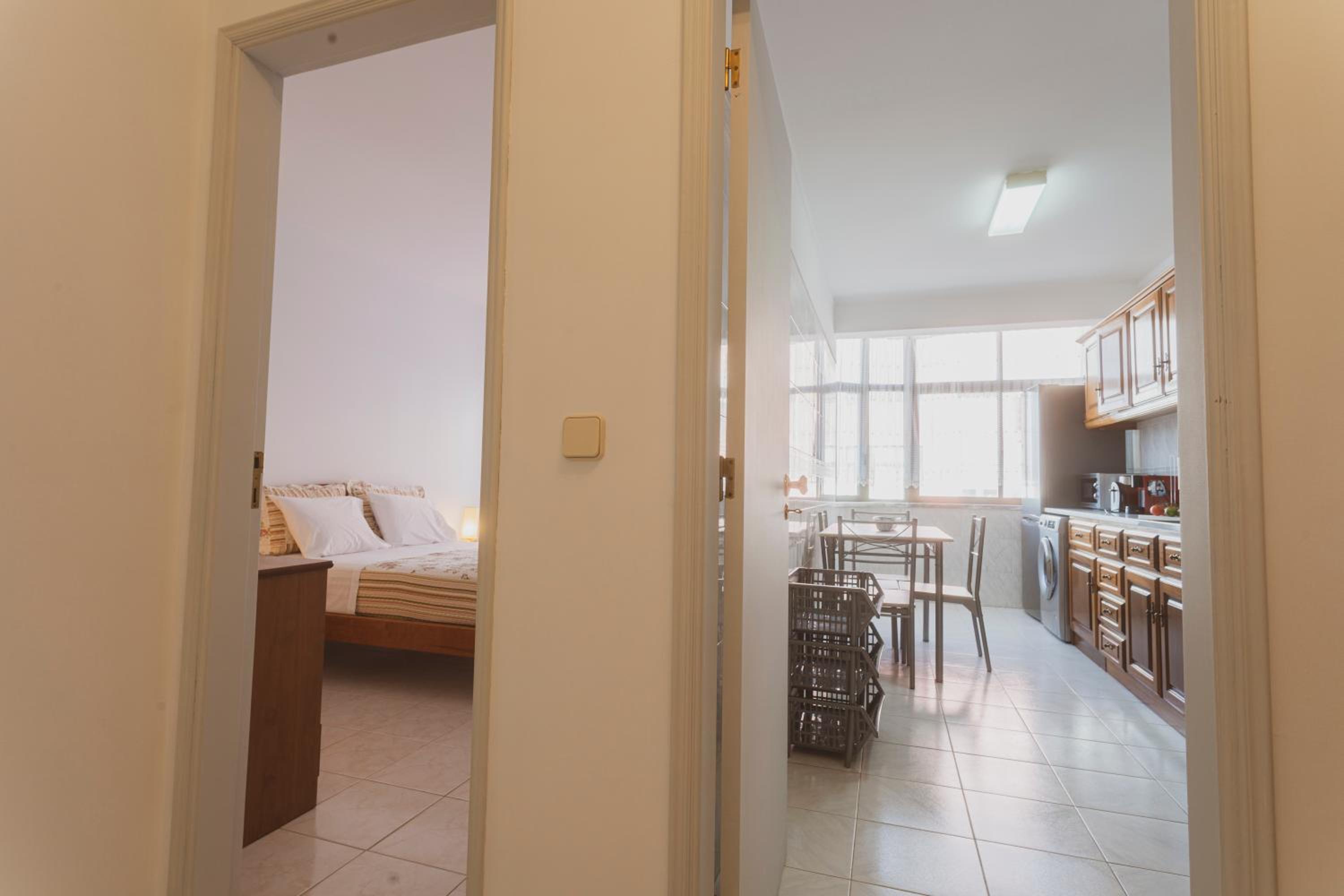 One-Bedroom Apartment - Photo 13