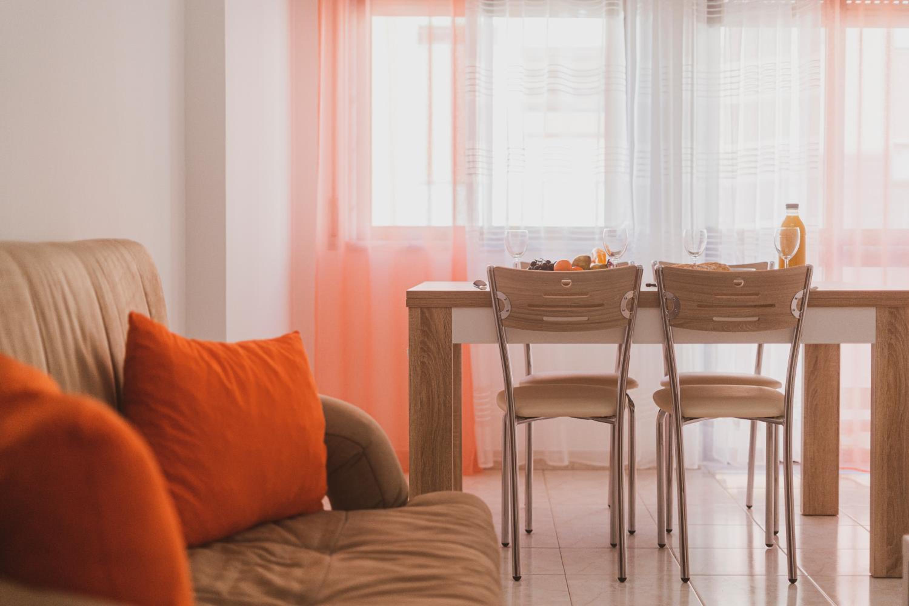 One-Bedroom Apartment - Photo 14