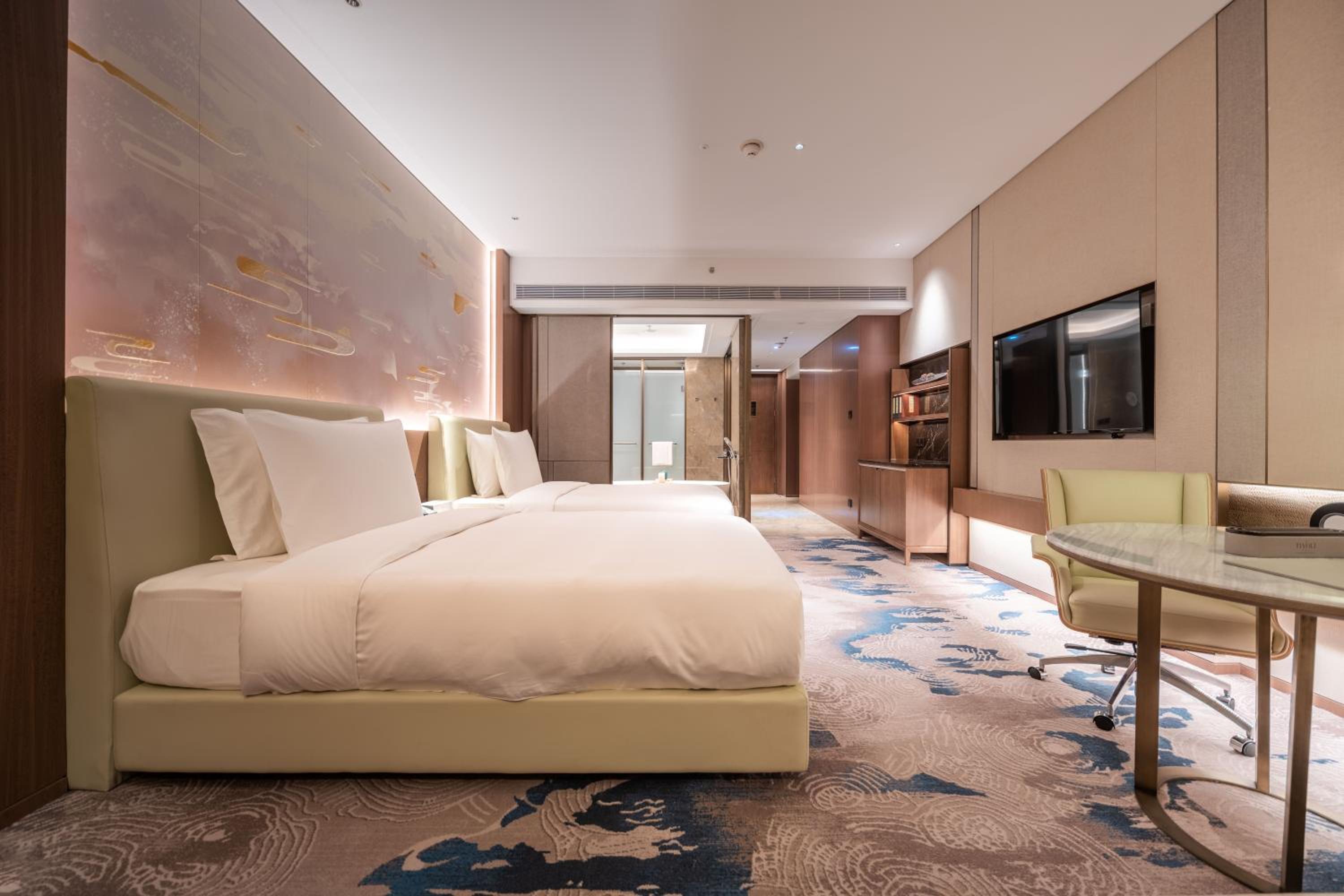 Deluxe Twin Room - Photo 3