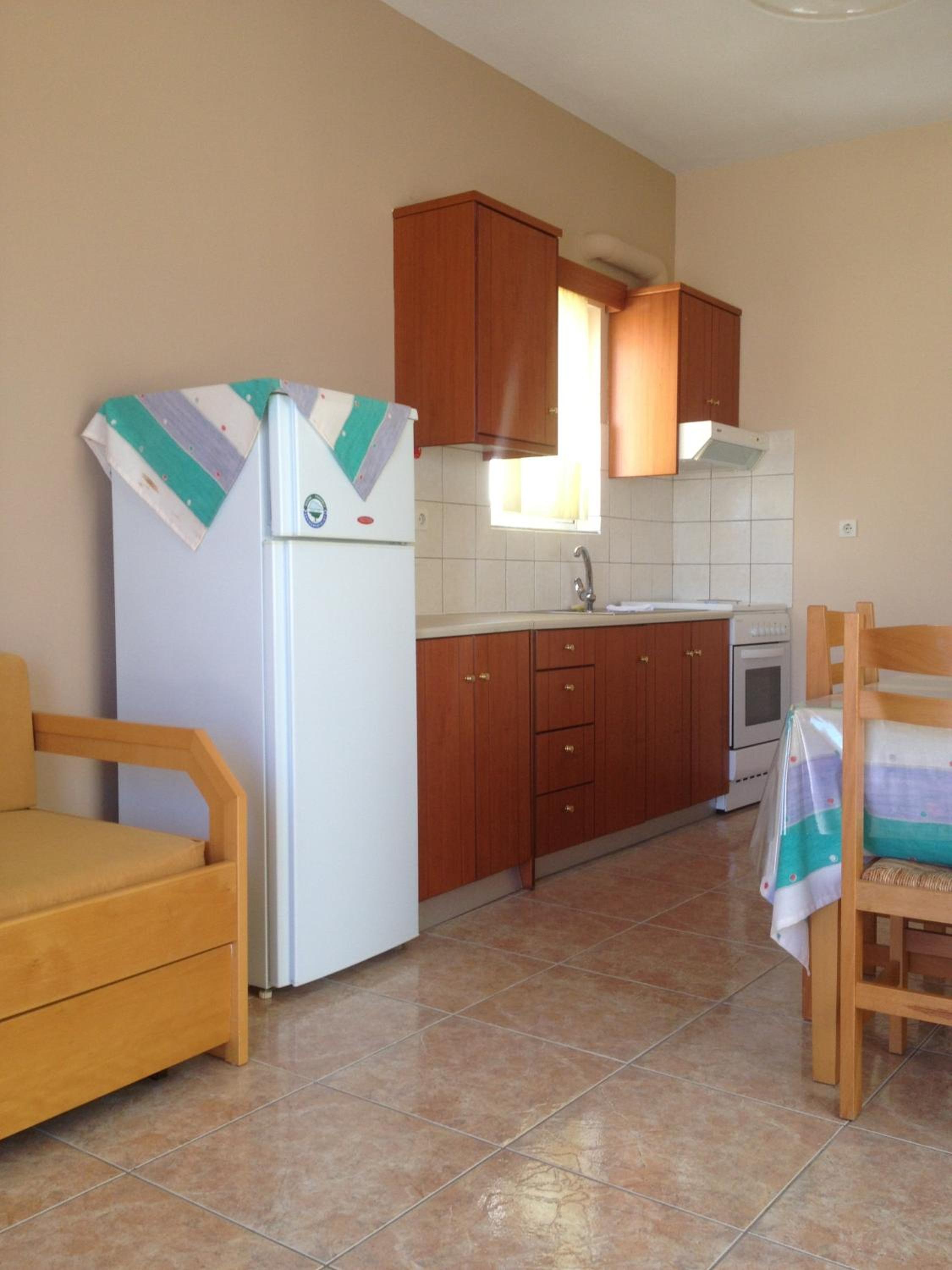 One-Bedroom Apartment - Photo 8