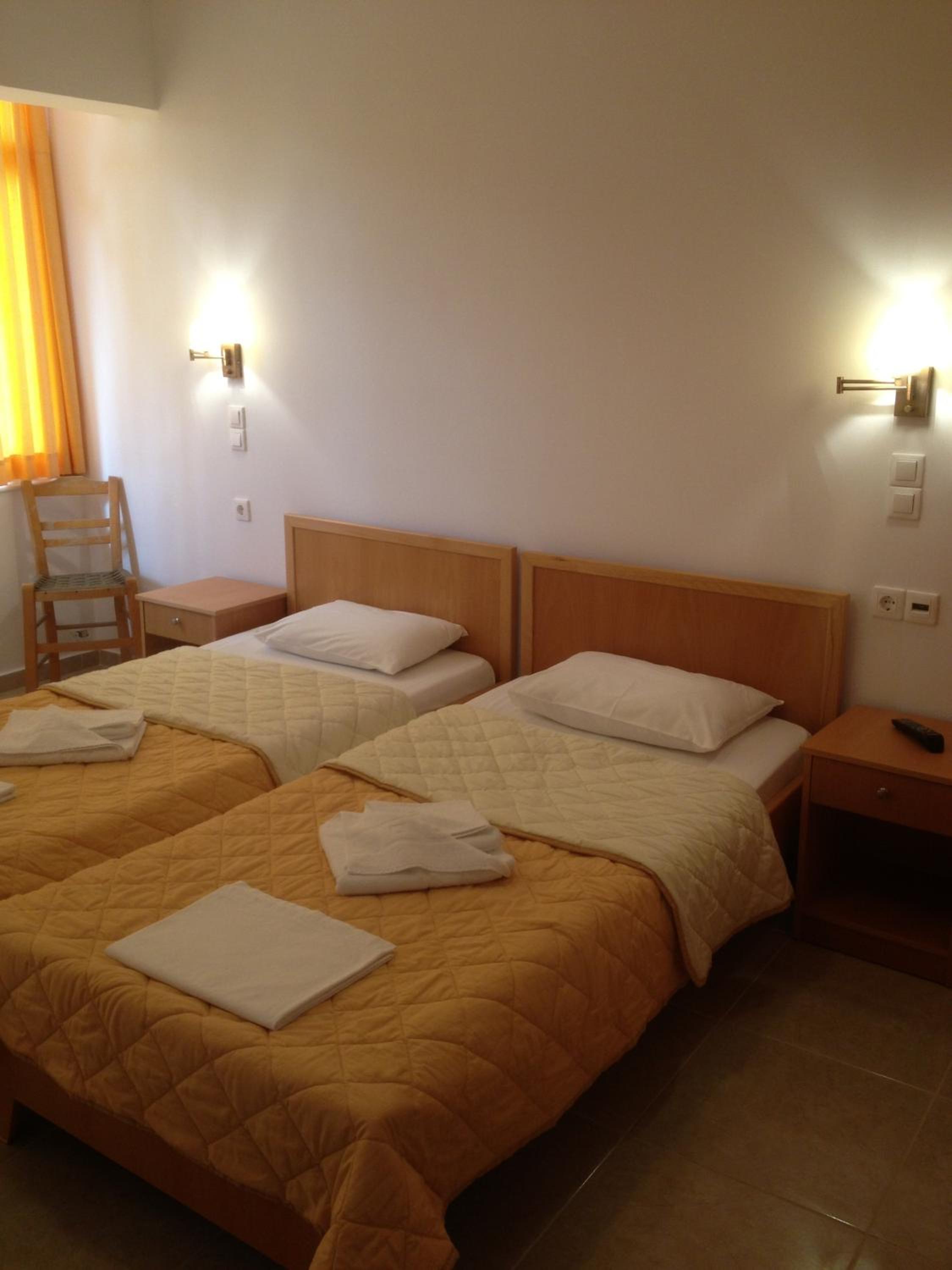 One-Bedroom Apartment - Photo 12