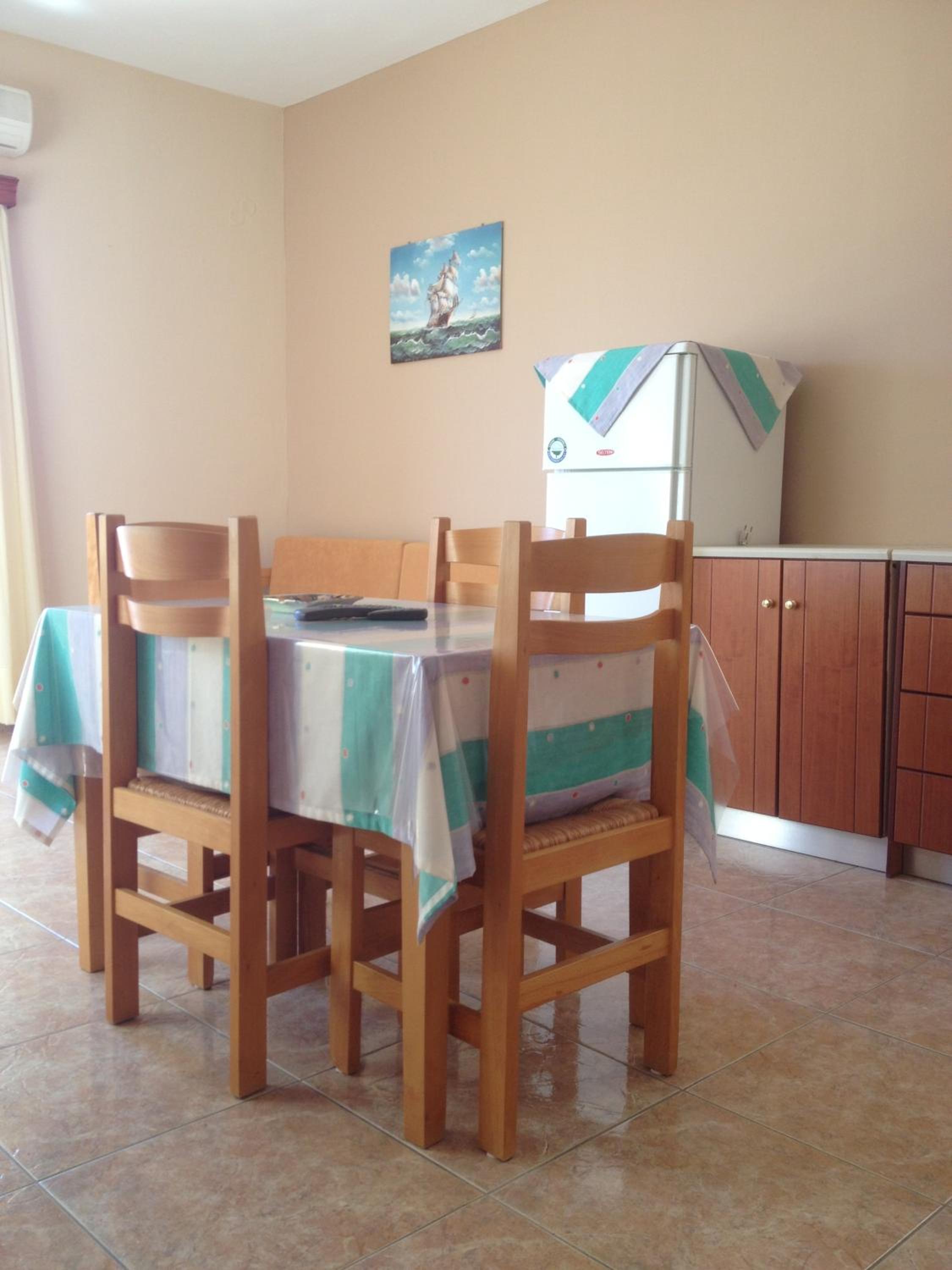 One-Bedroom Apartment - Photo 20