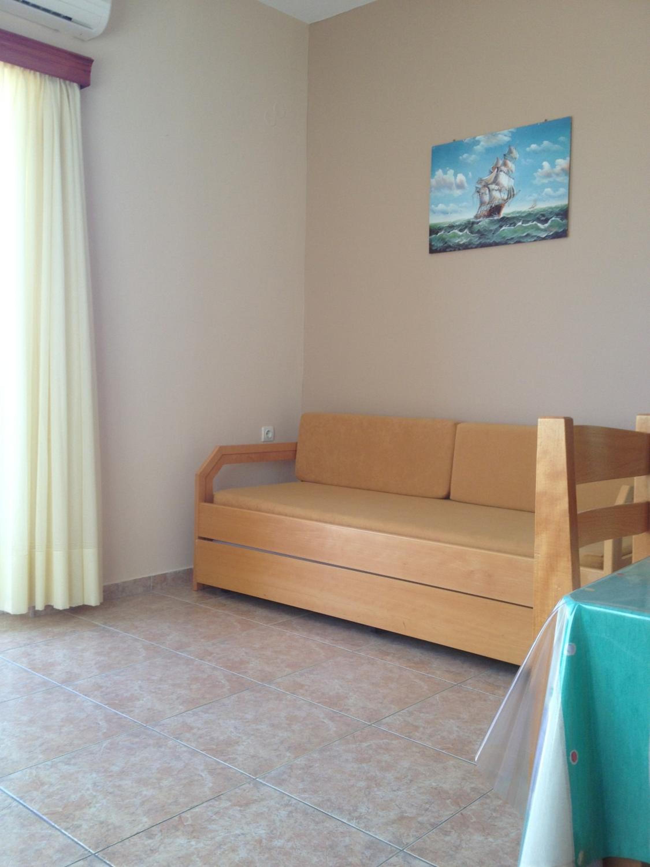 One-Bedroom Apartment - Photo 21