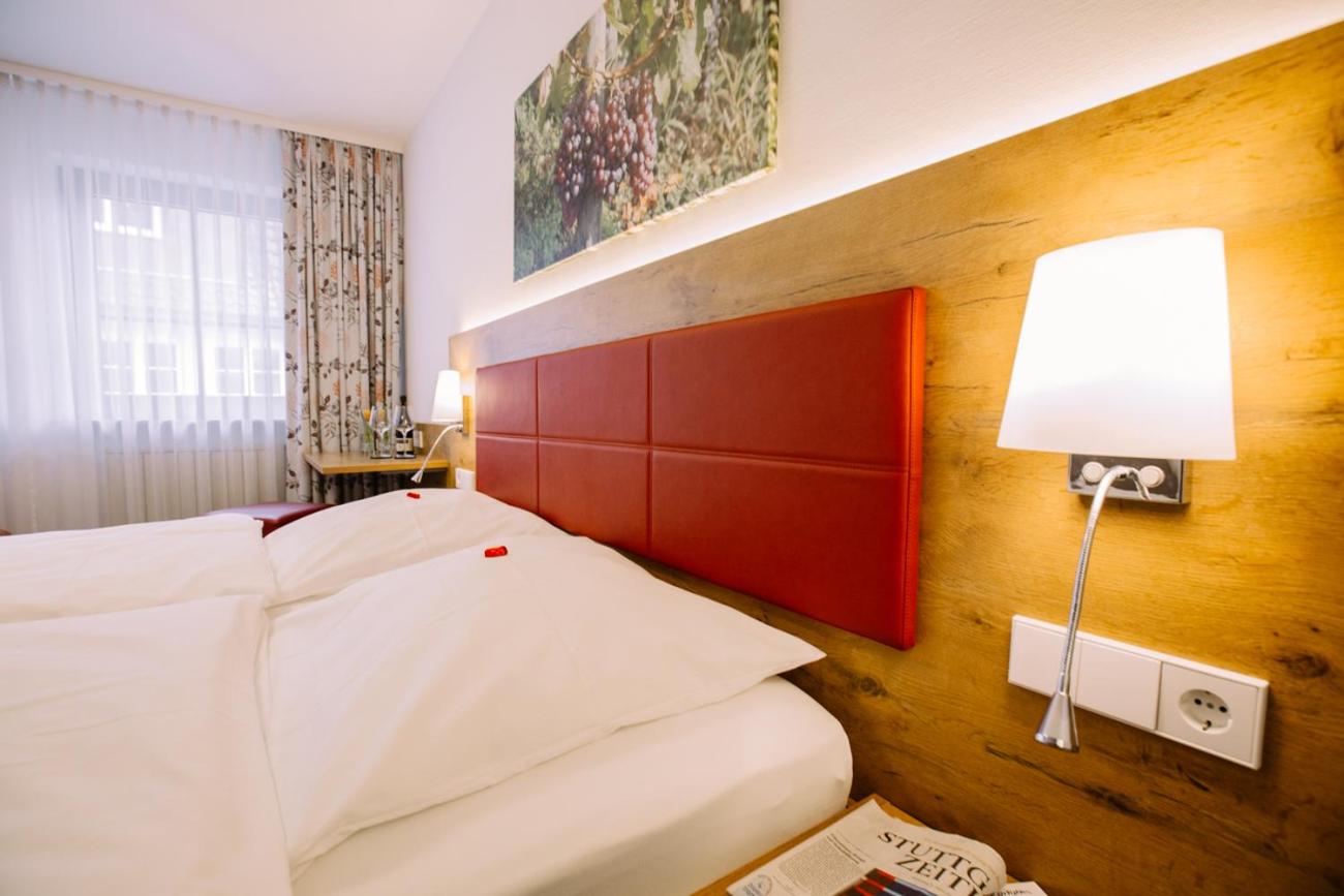 Double Room - Photo 5