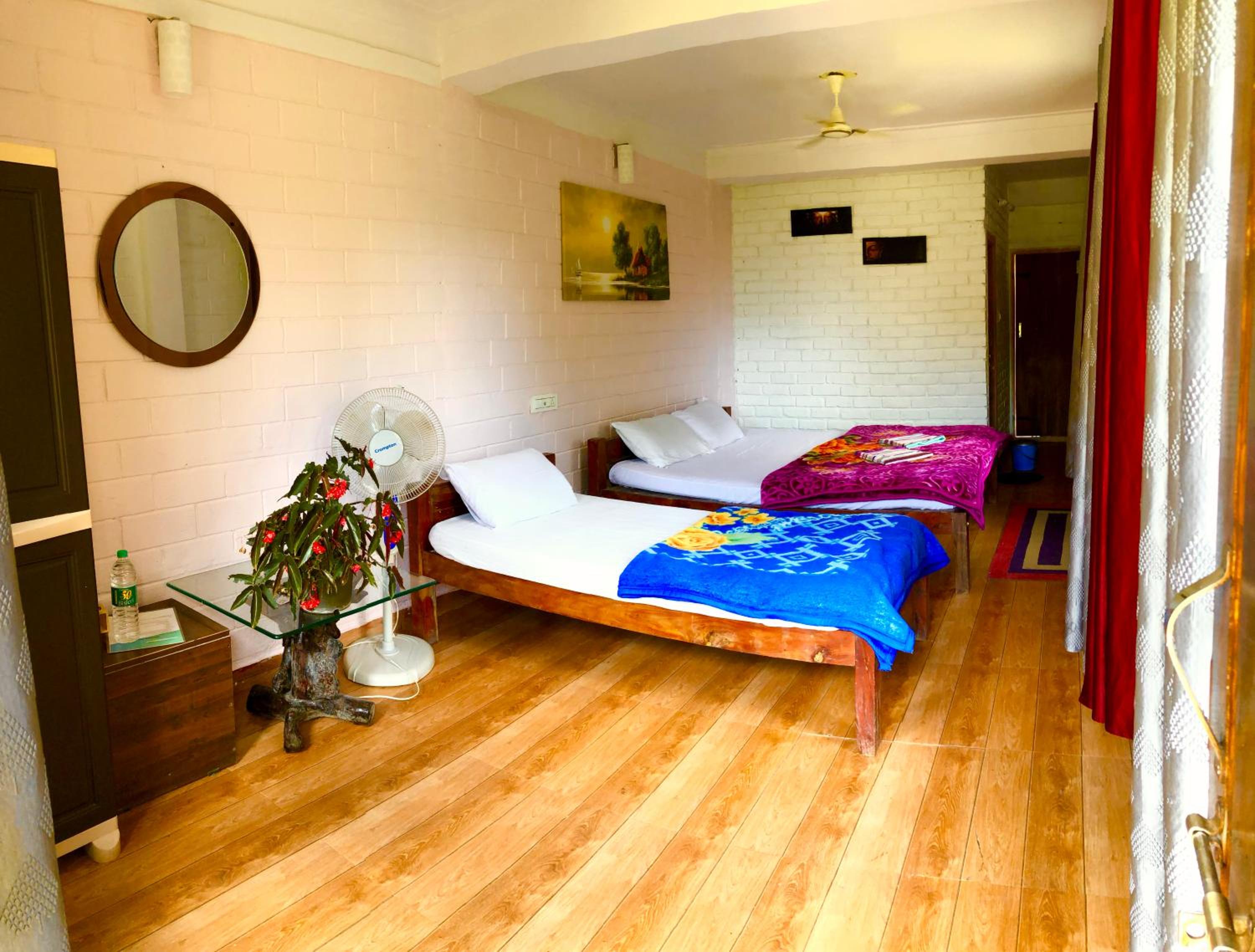 Deluxe King Room photo 1