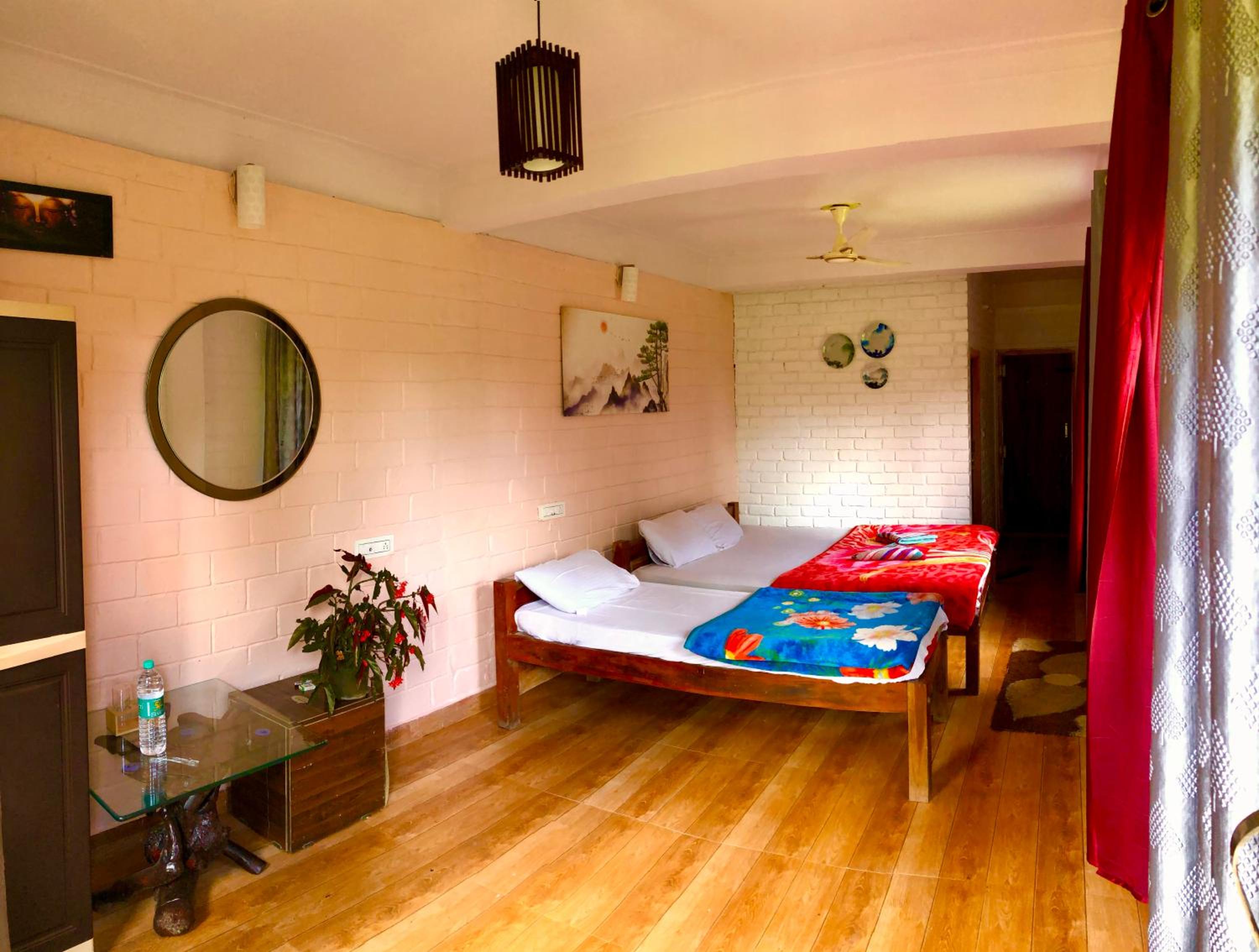Deluxe King Room photo 2